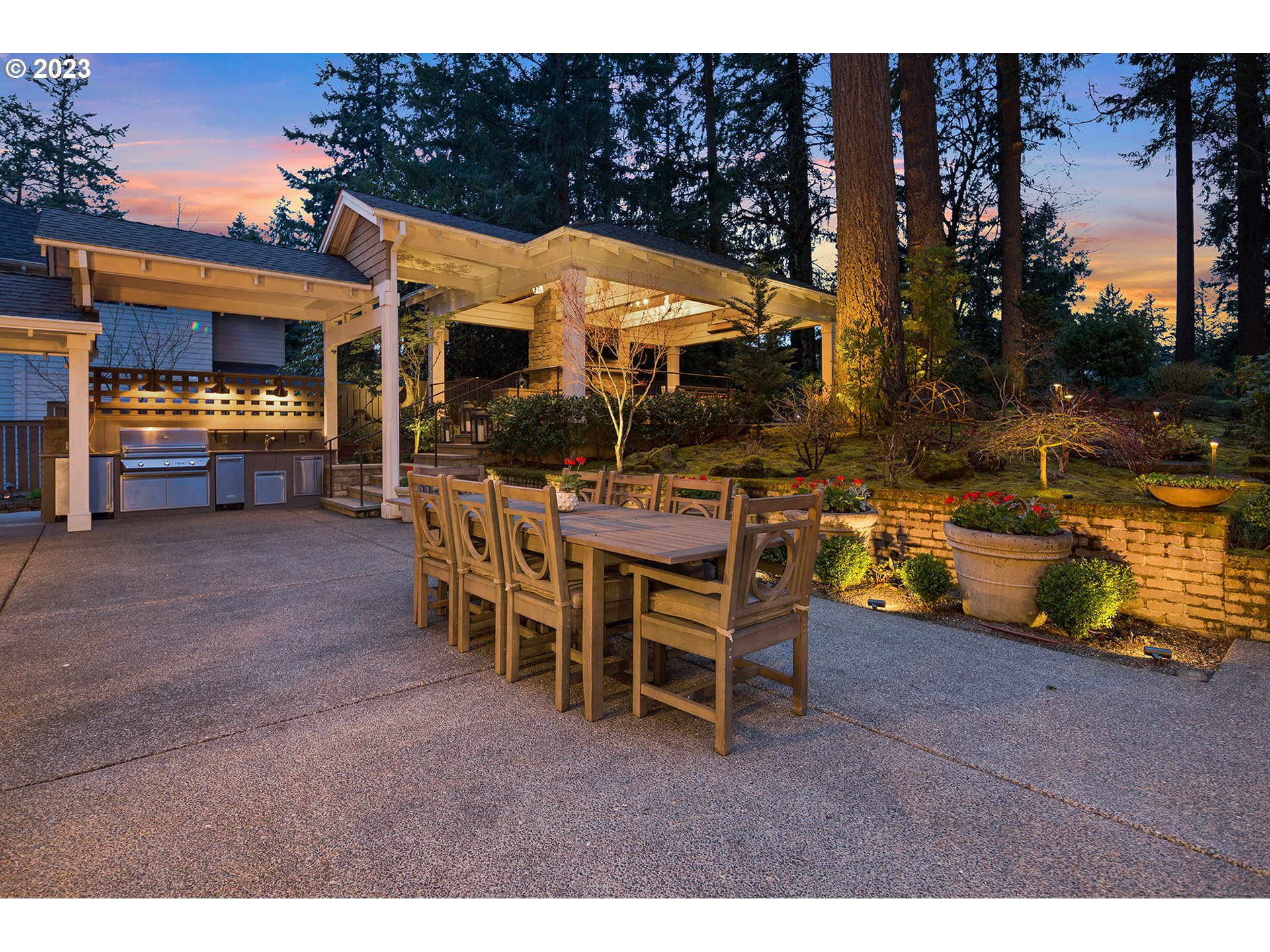 1425 CHANDLER RD