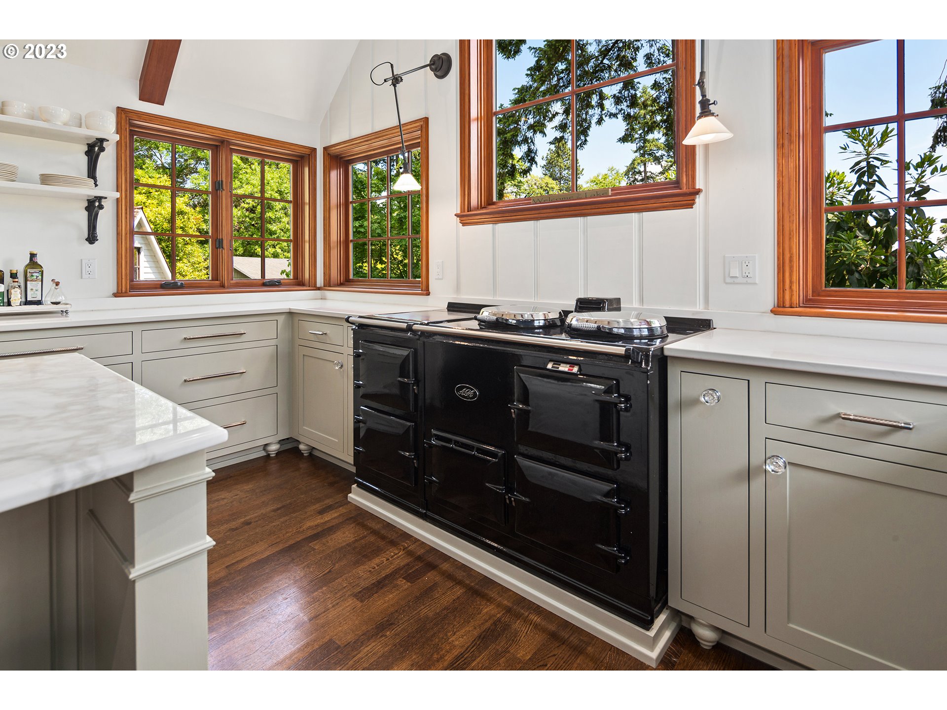 128 NORTHSHORE CIR