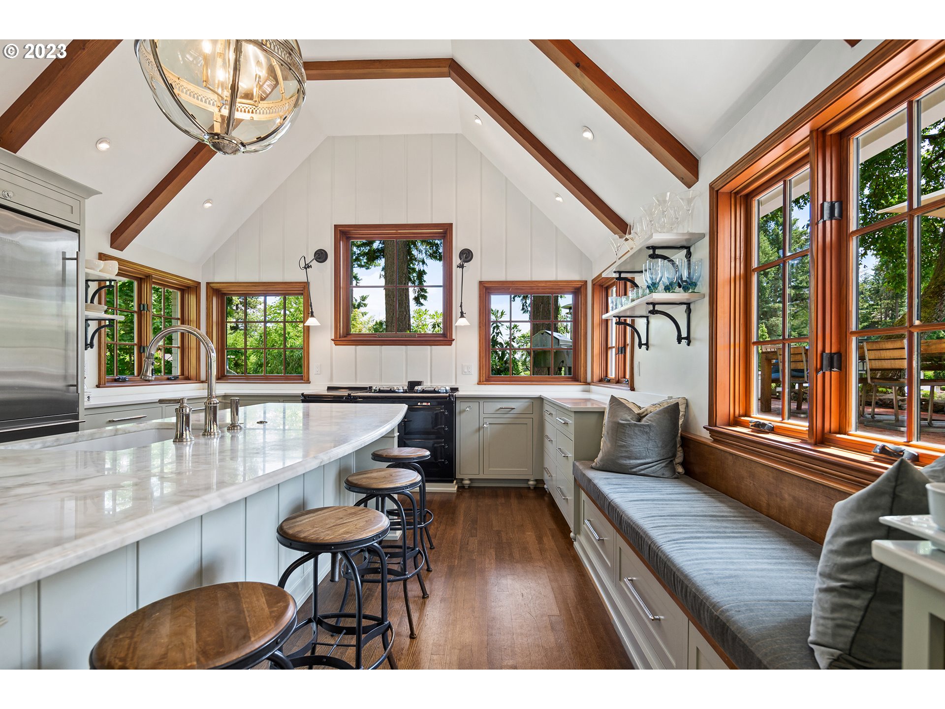 128 NORTHSHORE CIR