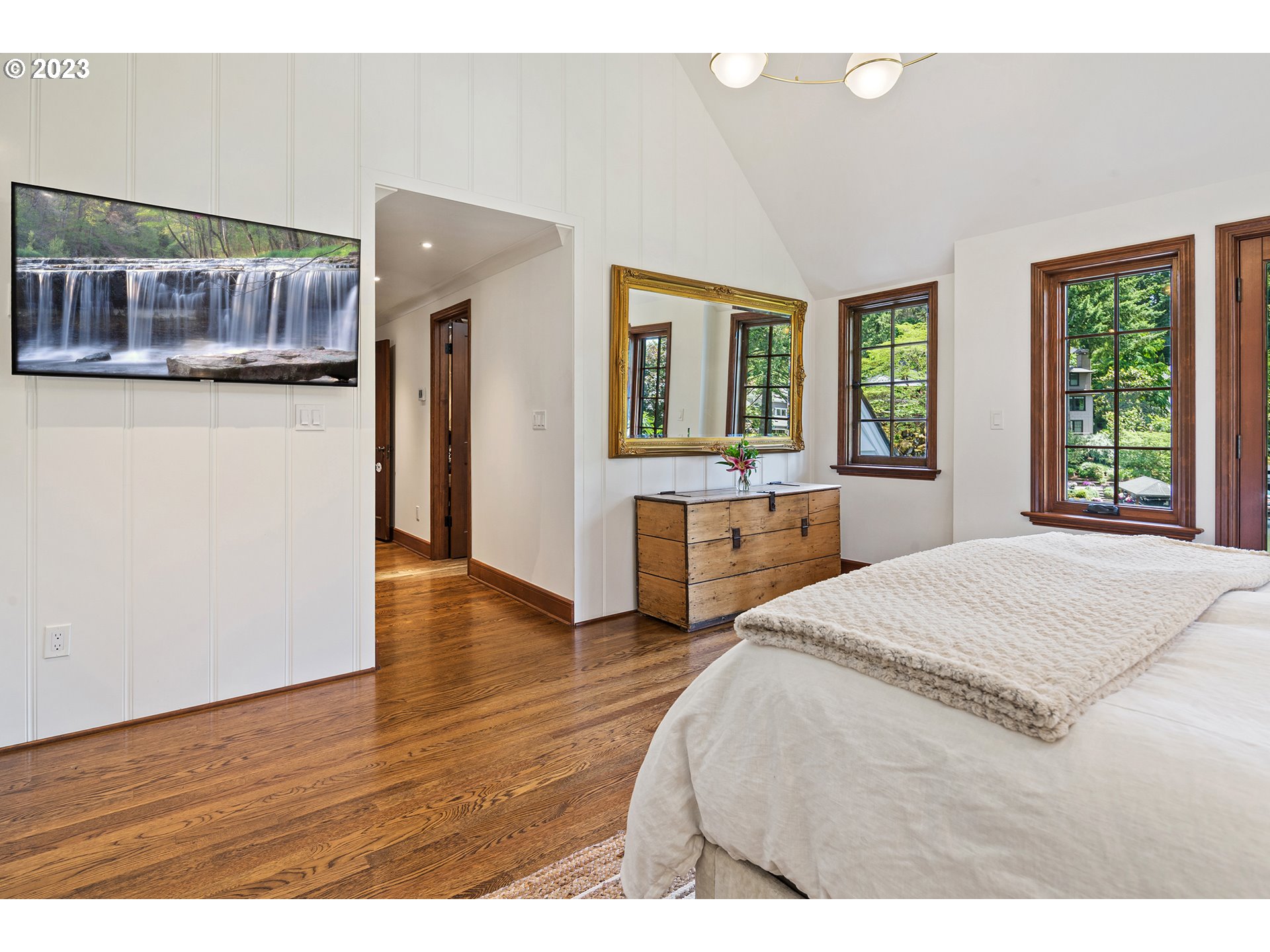 128 NORTHSHORE CIR