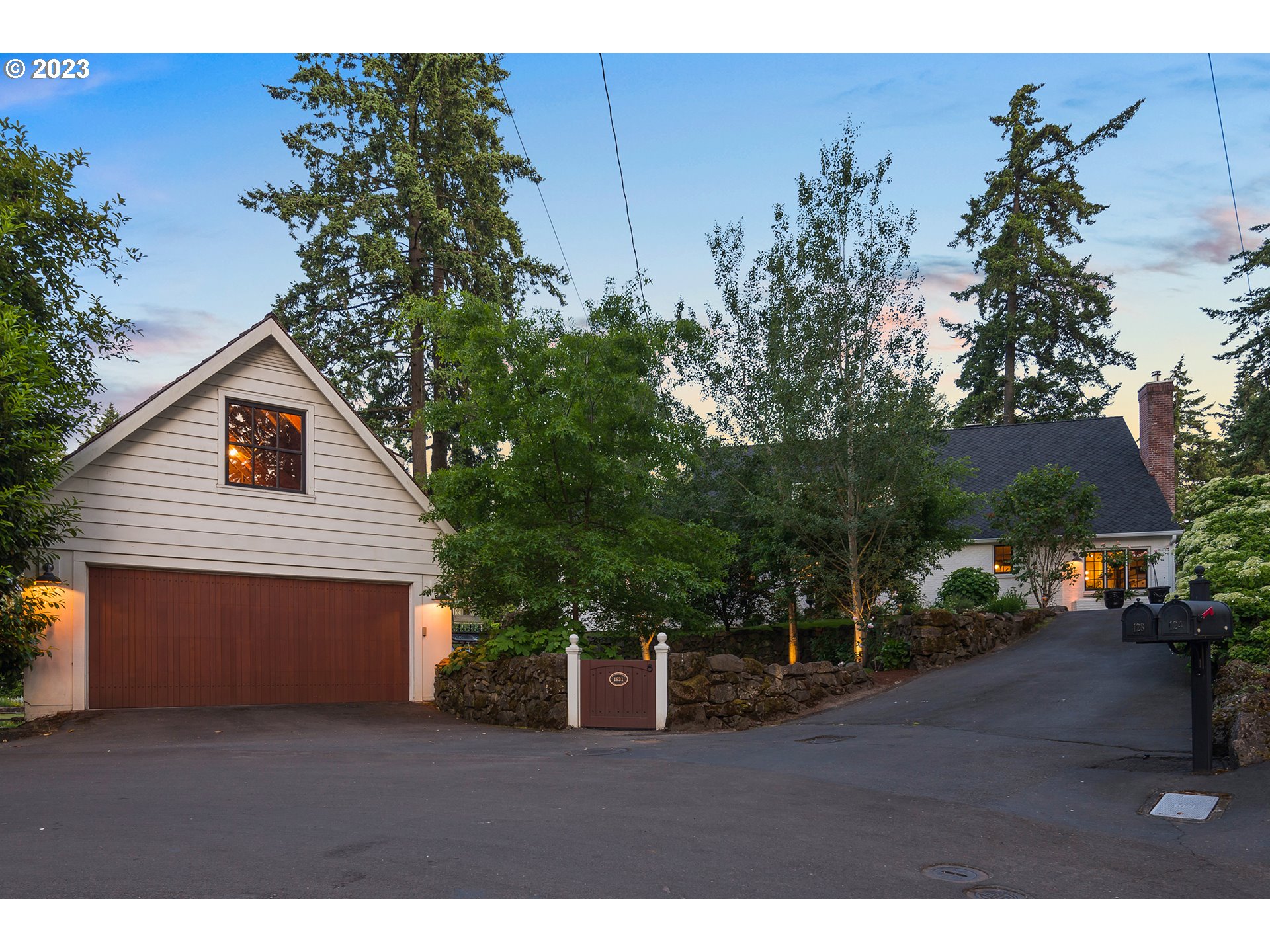 128 NORTHSHORE CIR