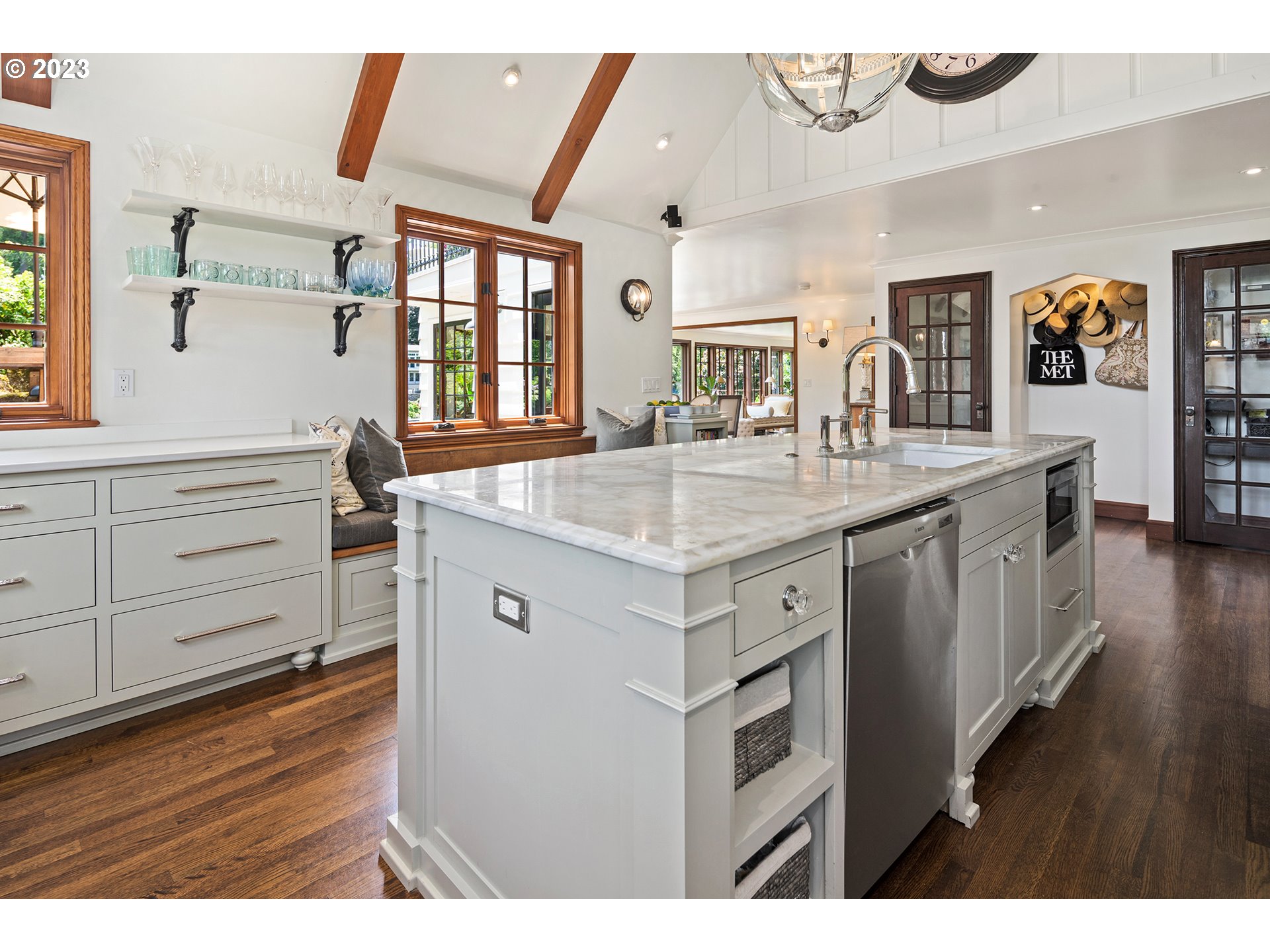 128 NORTHSHORE CIR