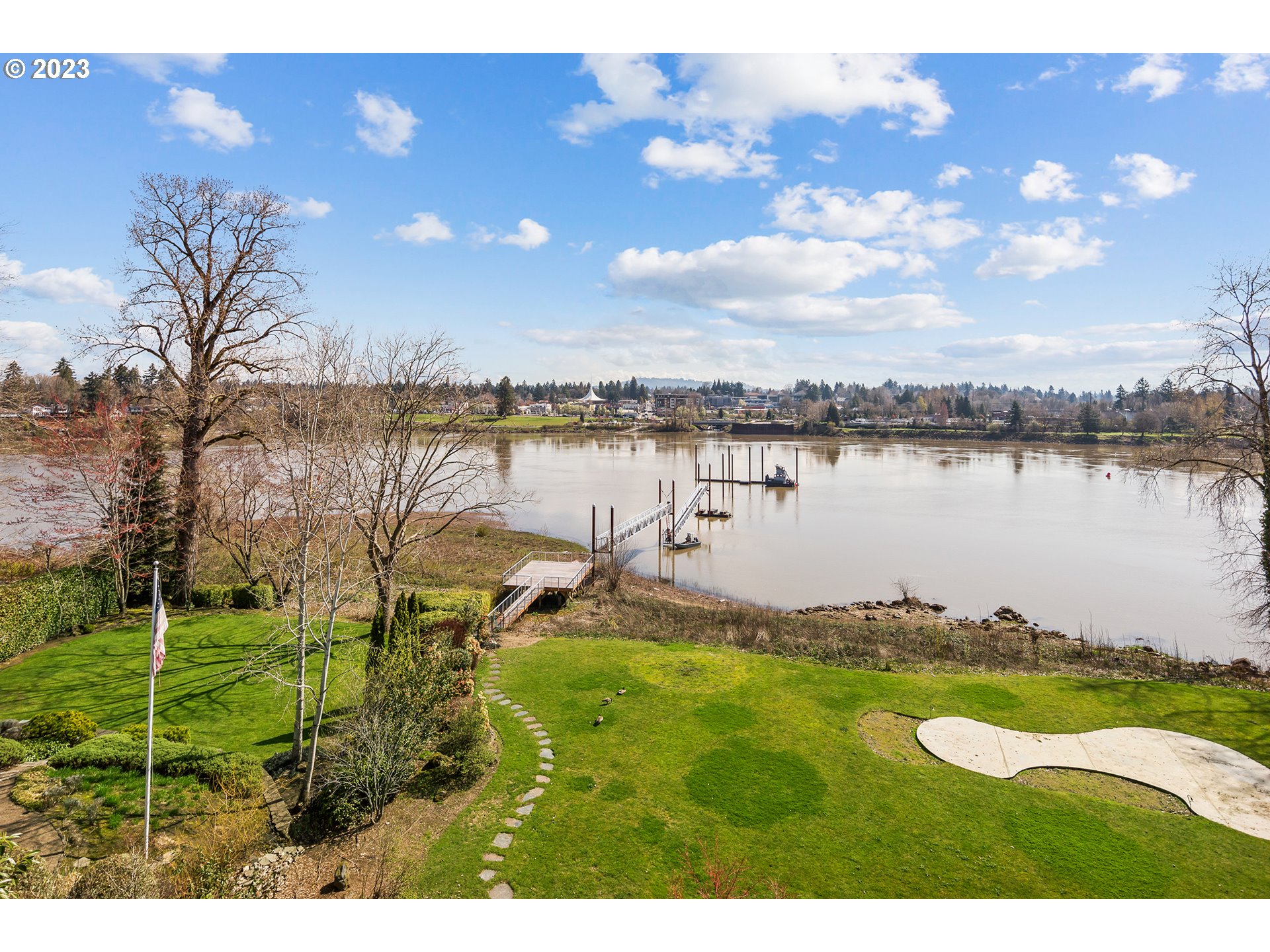 11614 S RIVERWOOD RD