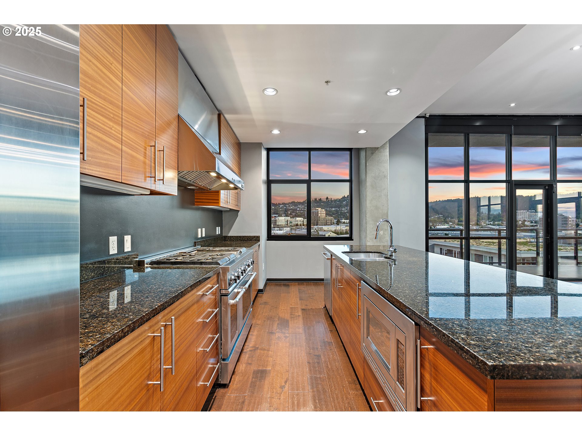 1830 NW RIVERSCAPE ST 803