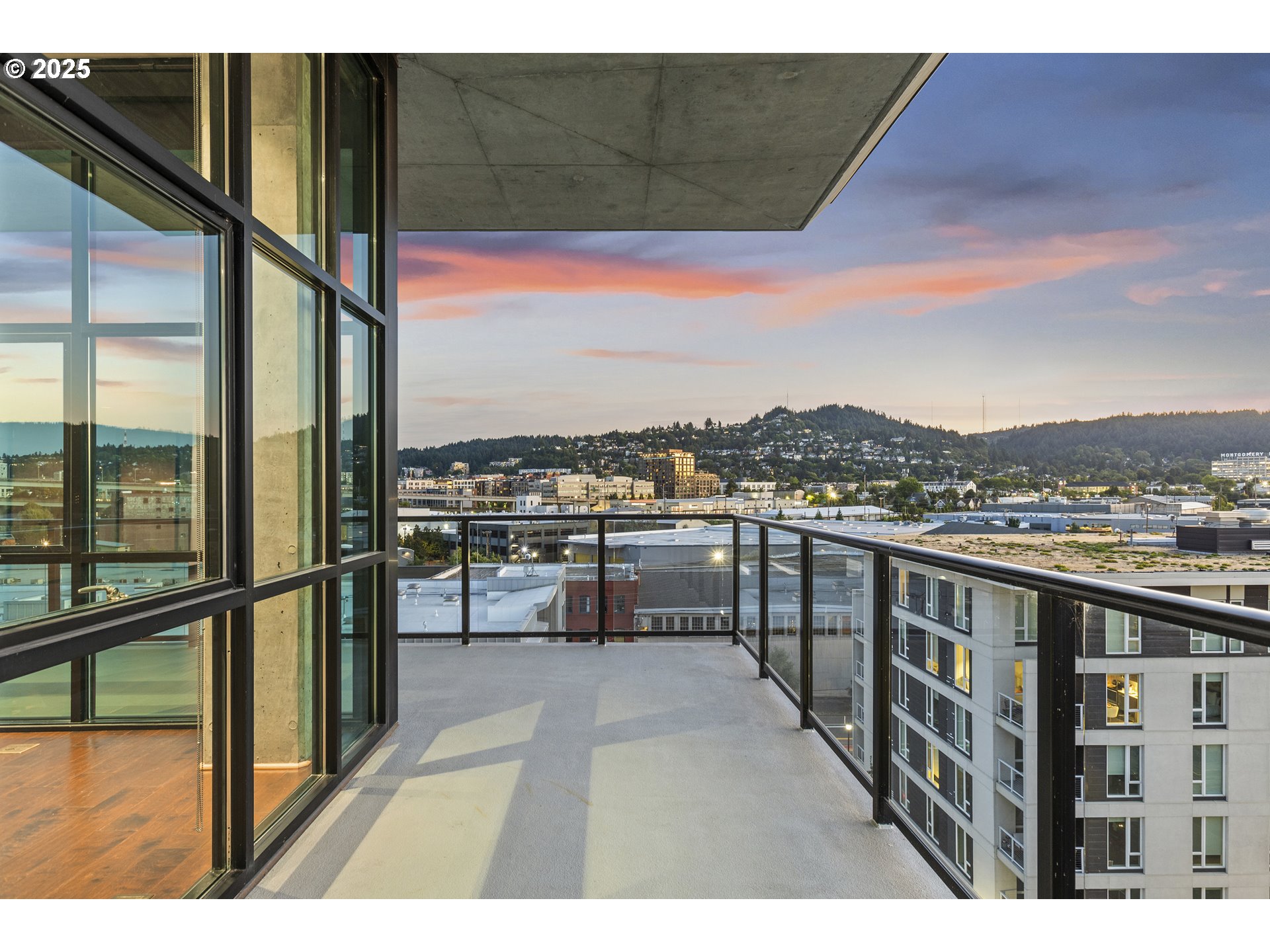 1830 NW RIVERSCAPE ST 803