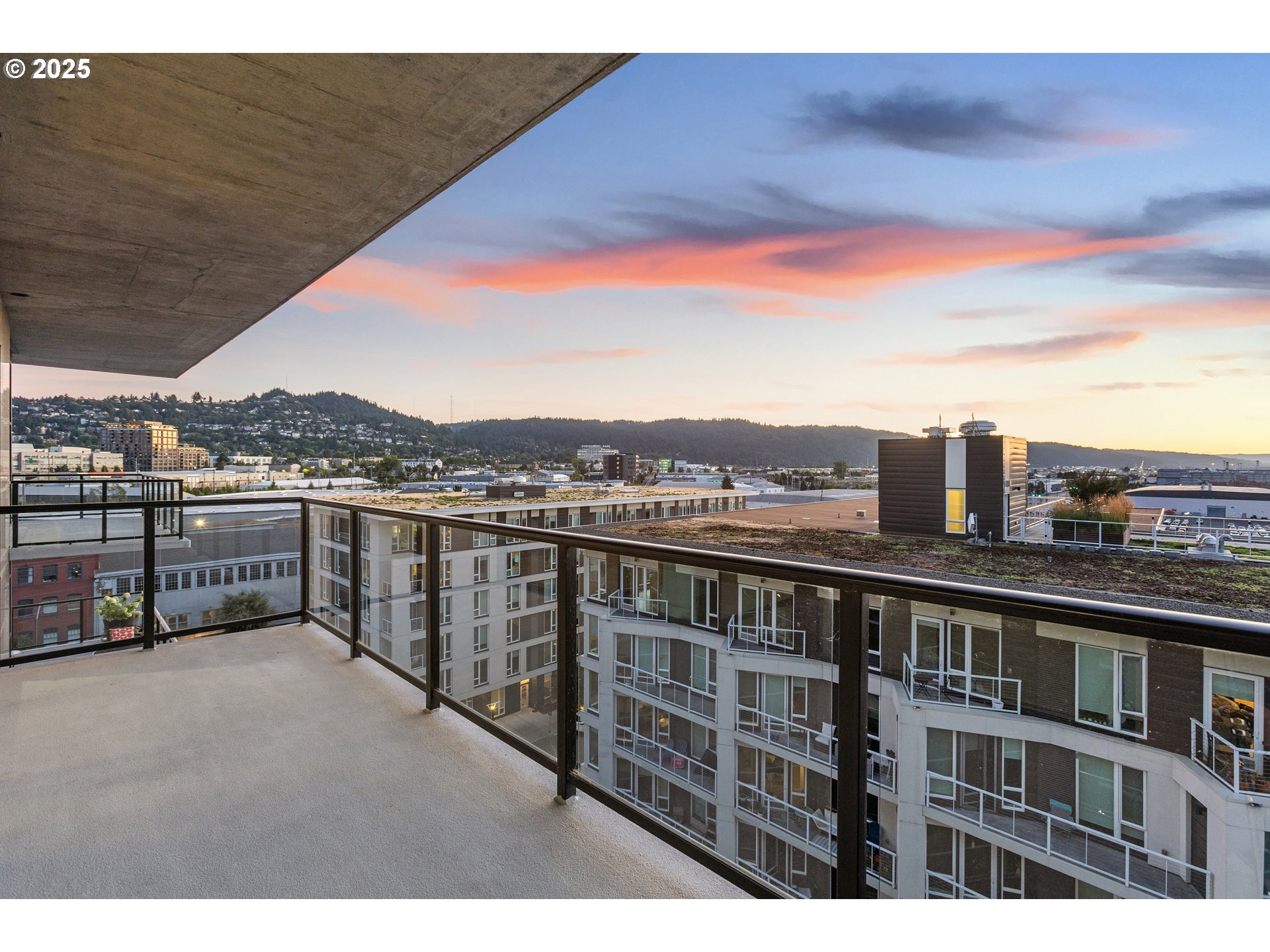 1830 NW RIVERSCAPE ST 803