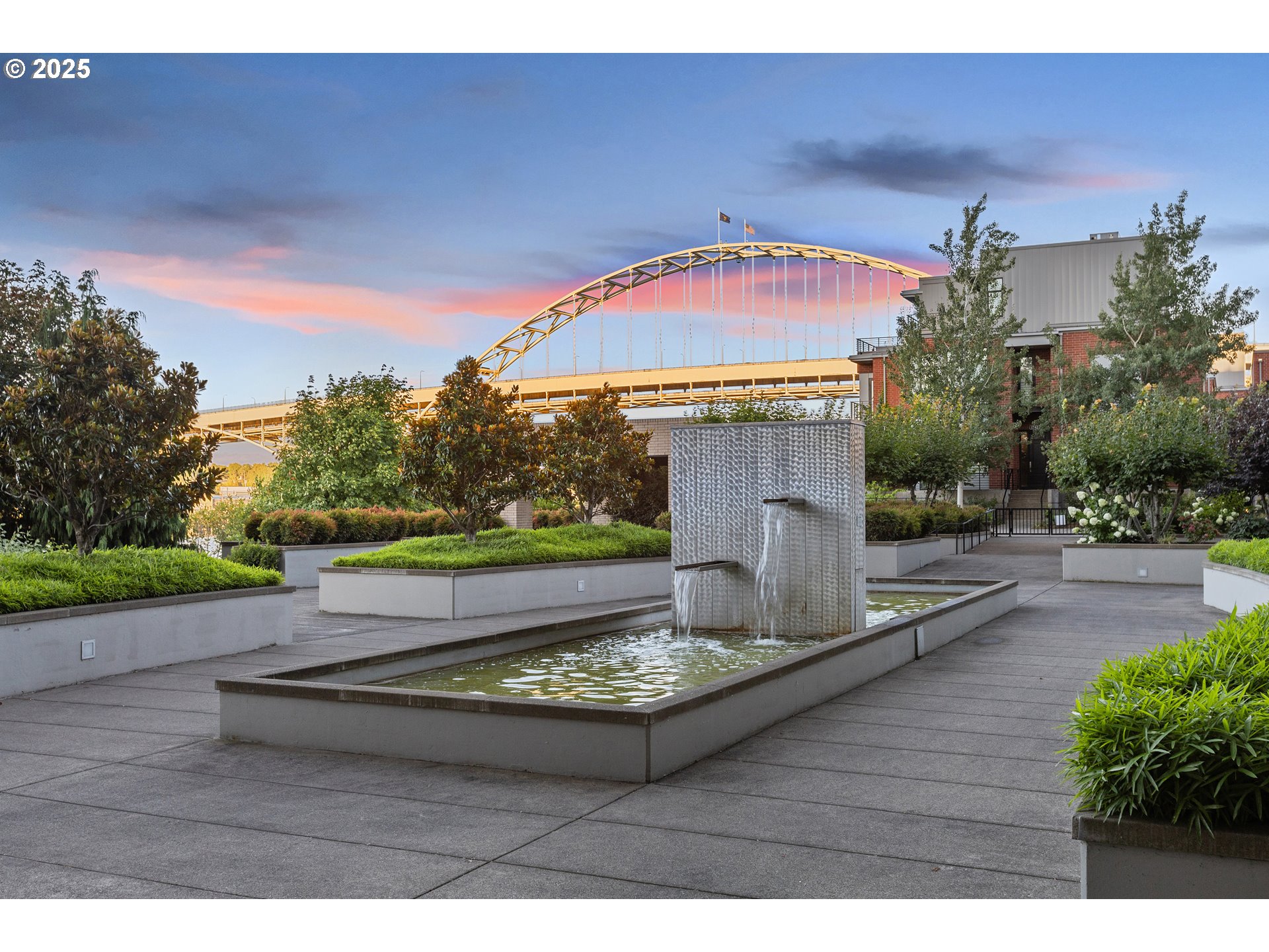 1830 NW RIVERSCAPE ST 803