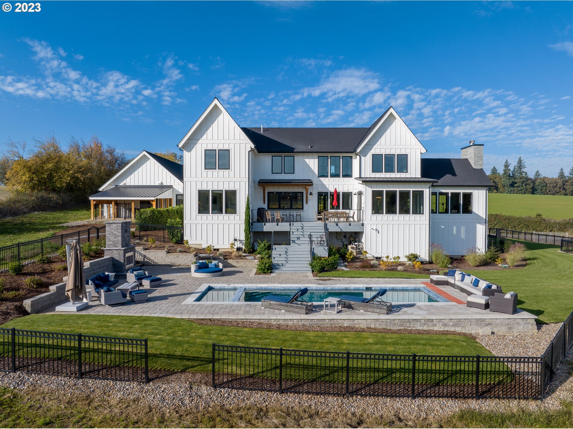 8500 NE Oak Springs Farm RD