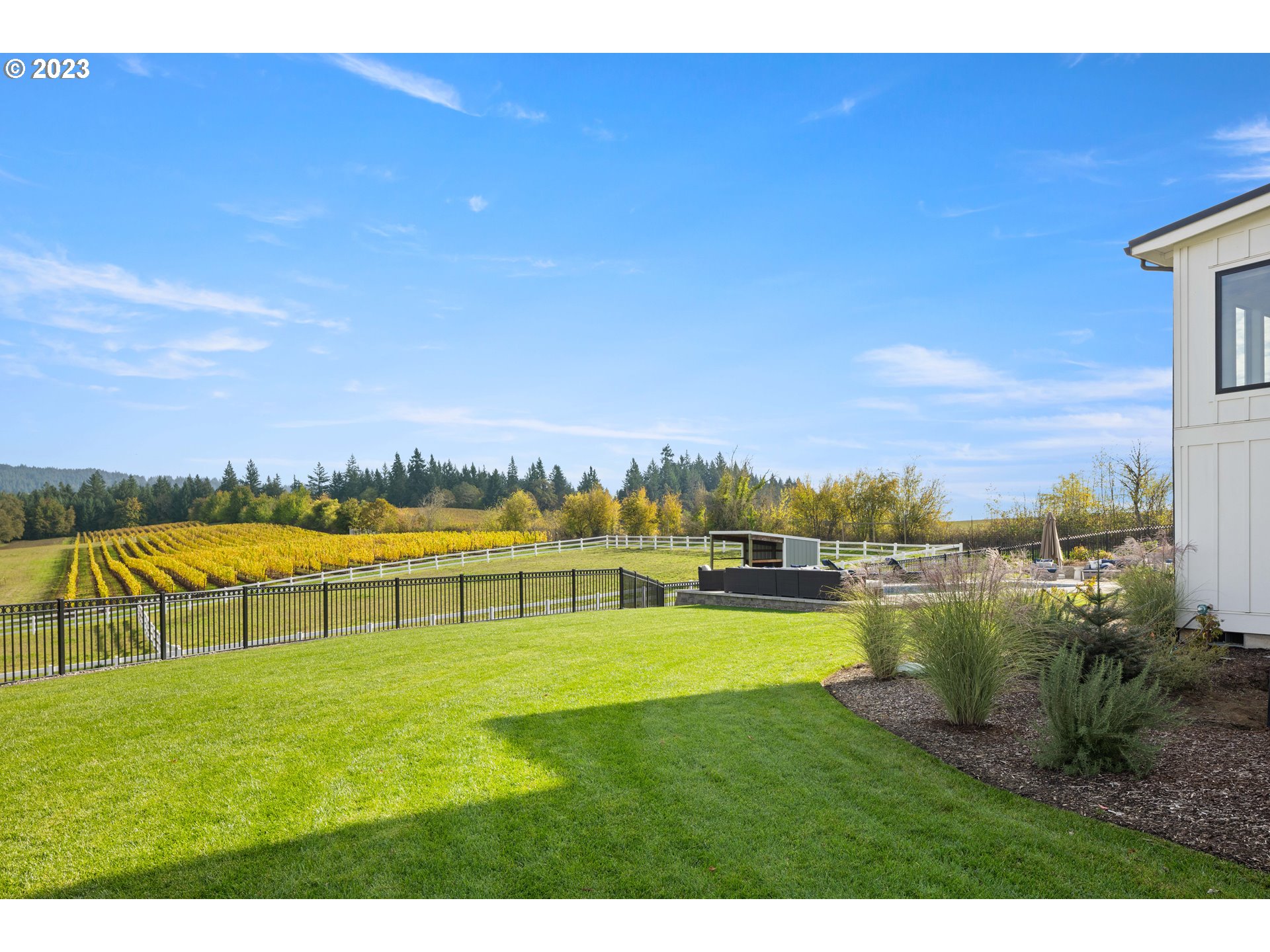 8500 NE Oak Springs Farm RD
