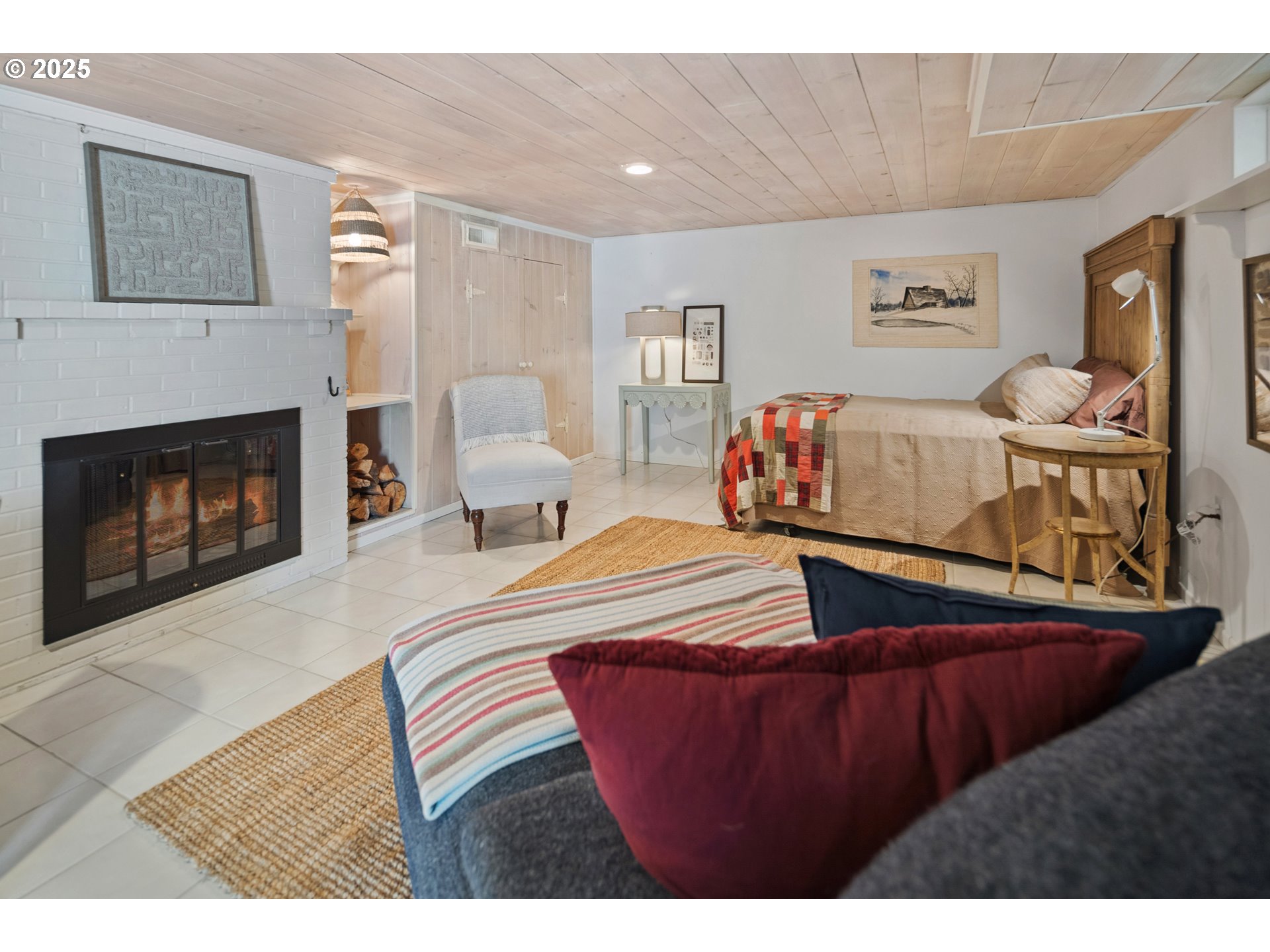 1333 S PALATINE HILL RD