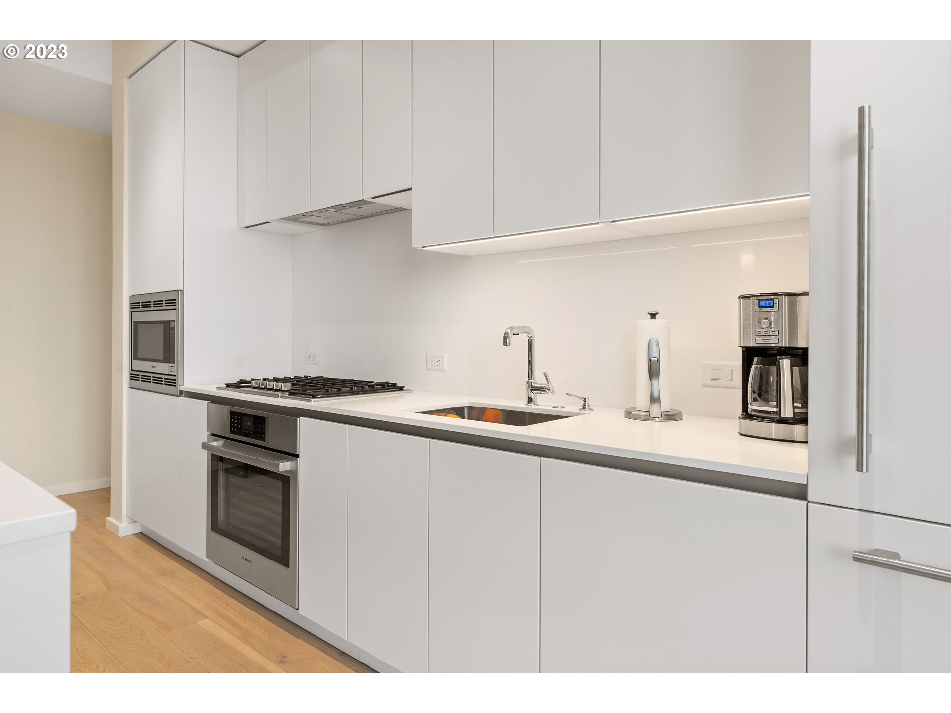 1150 NW QUIMBY ST 1304