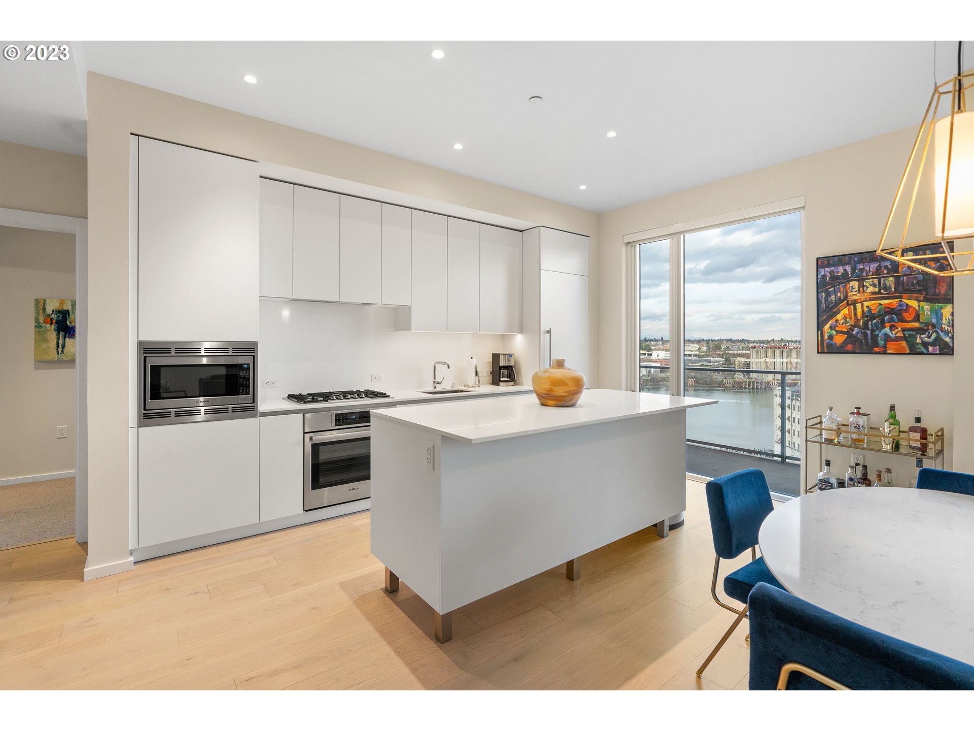 1150 NW QUIMBY ST 1304