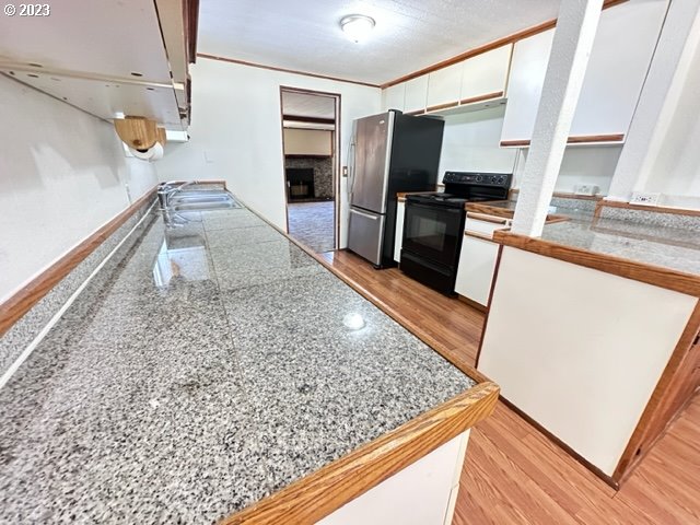 23385 E LATAURELLE AVE