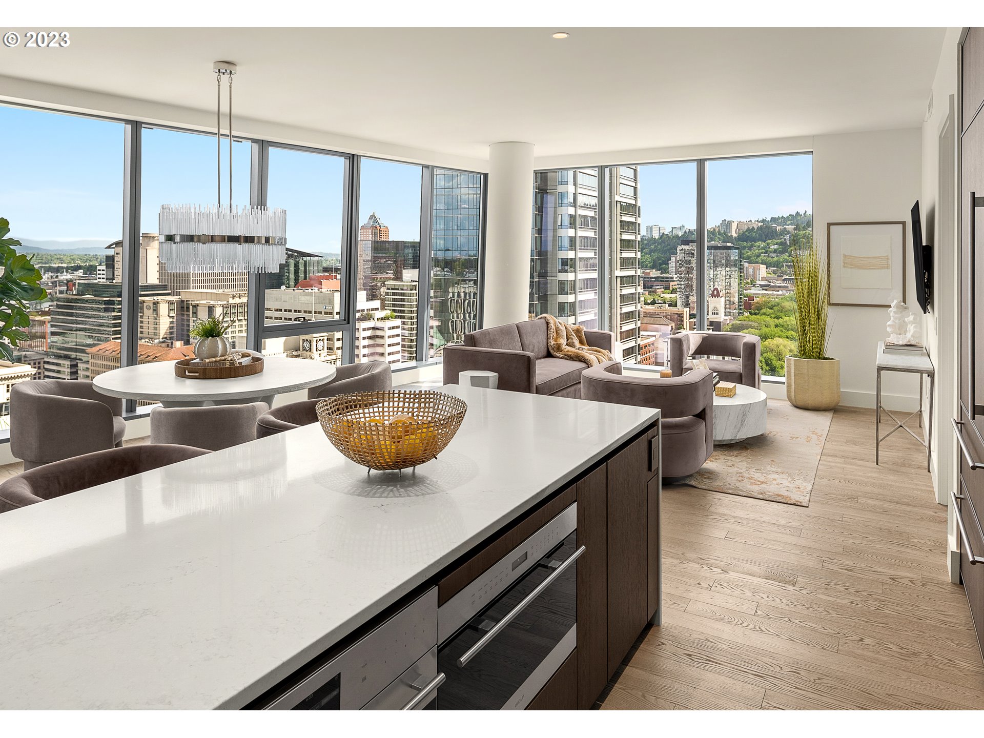 550 SW 10th AVE 2603