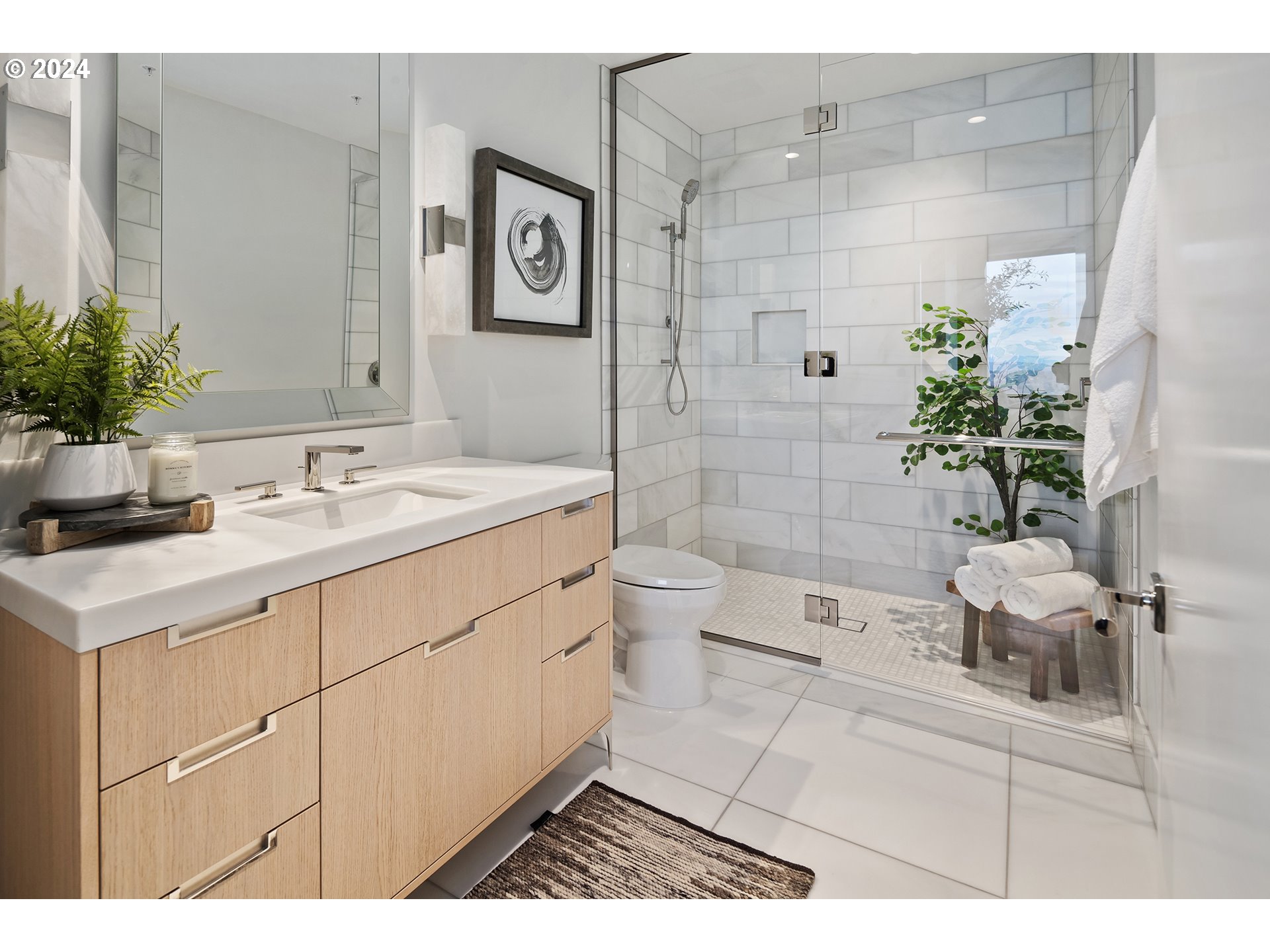 550 SW 10th AVE 2306