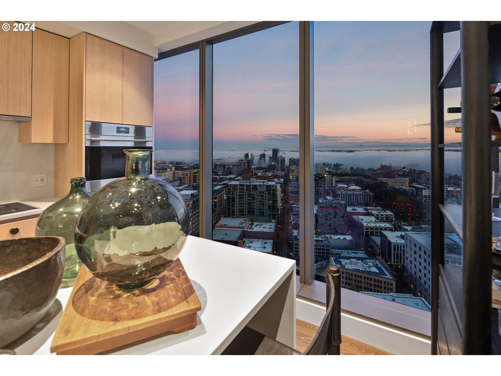 550 SW 10th AVE 2306