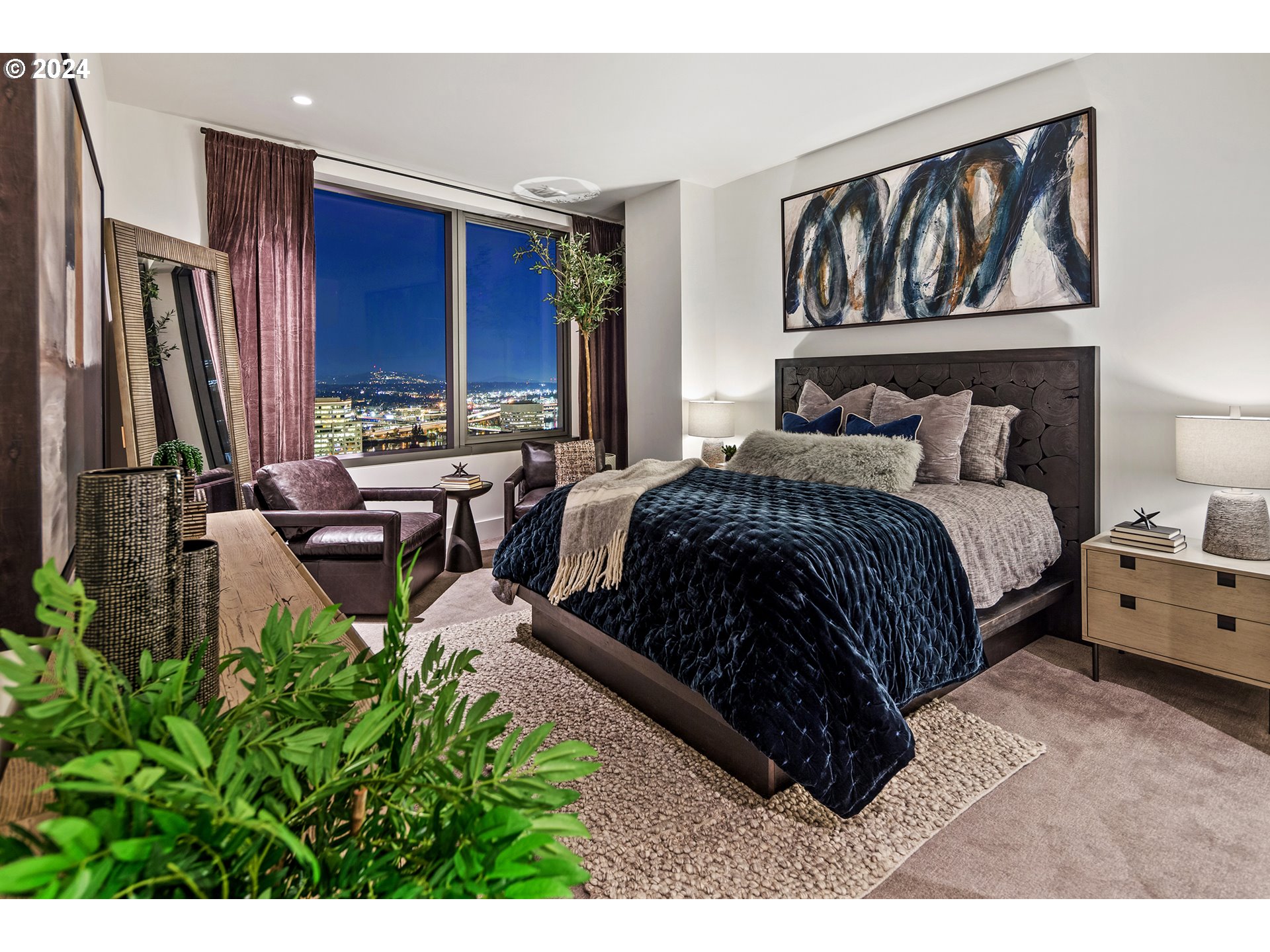 550 SW 10th AVE 2306