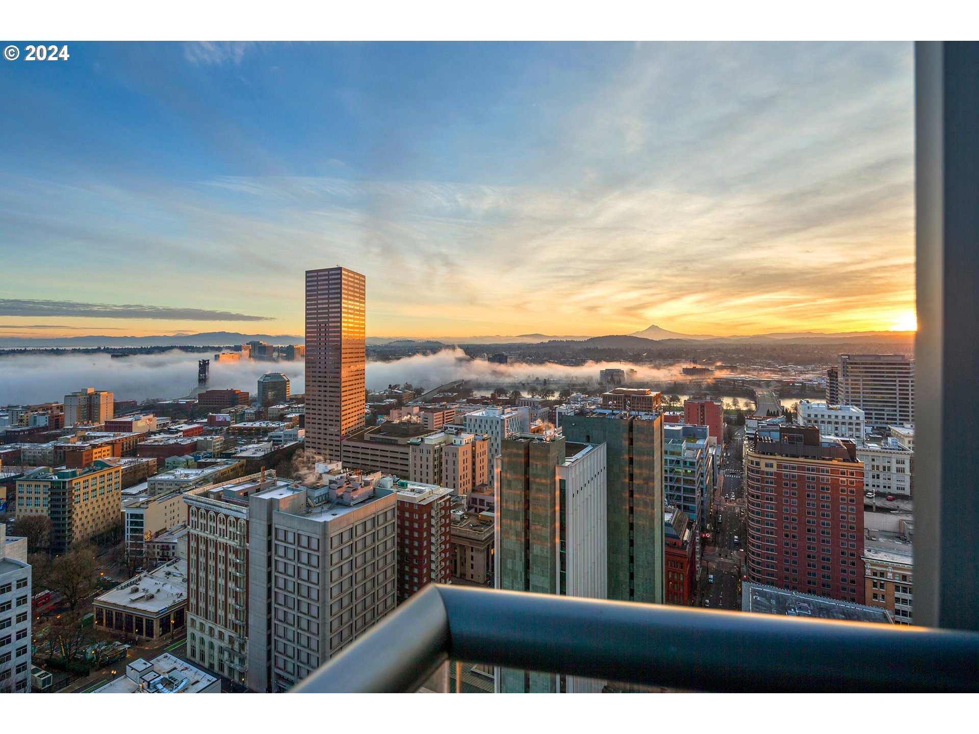 550 SW 10th AVE 2306