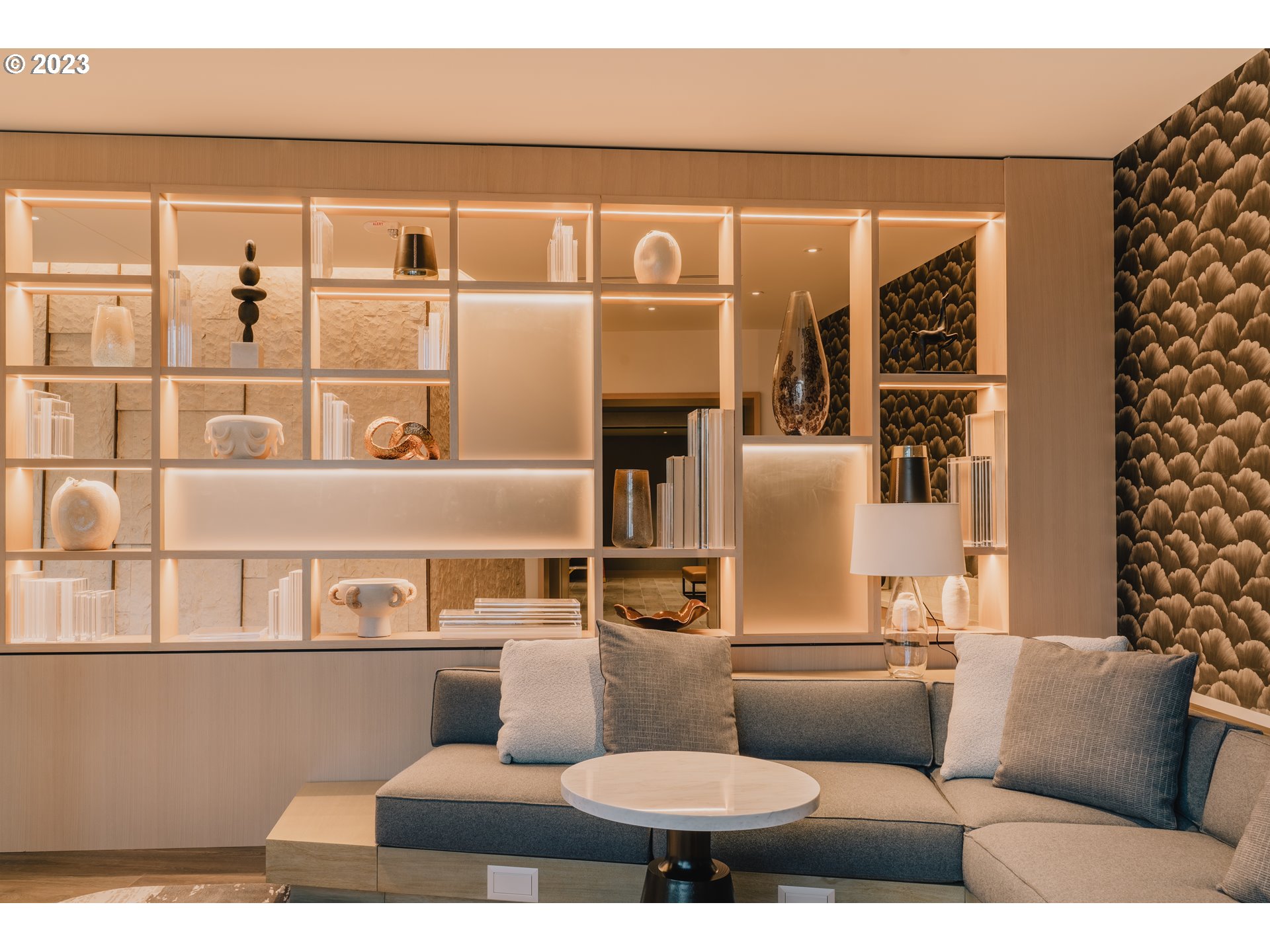 550 SW 10th AVE 3107