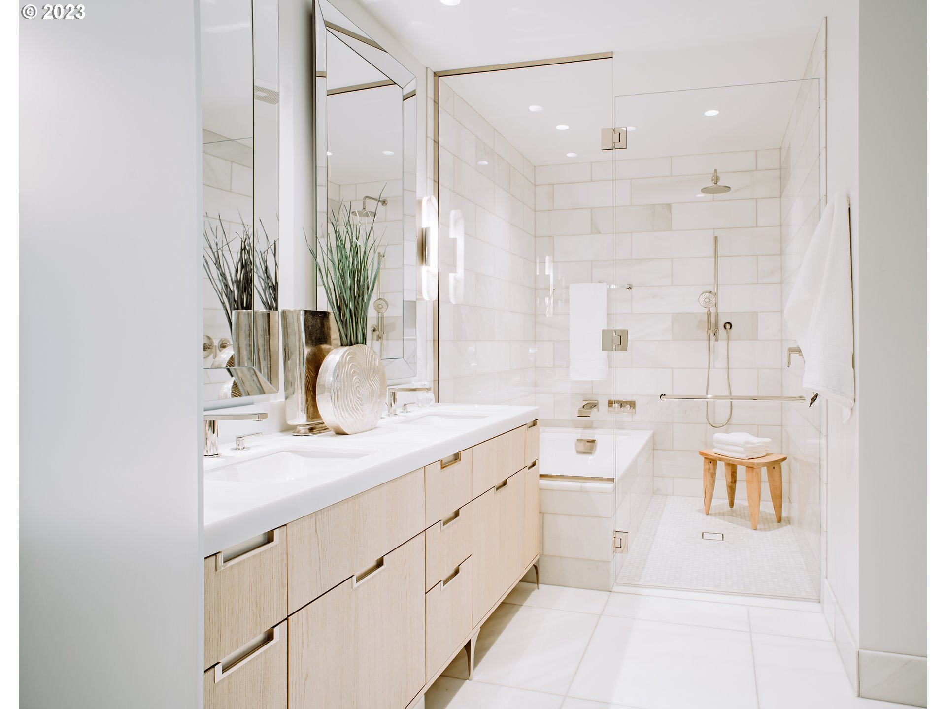 550 SW 10th AVE 3107