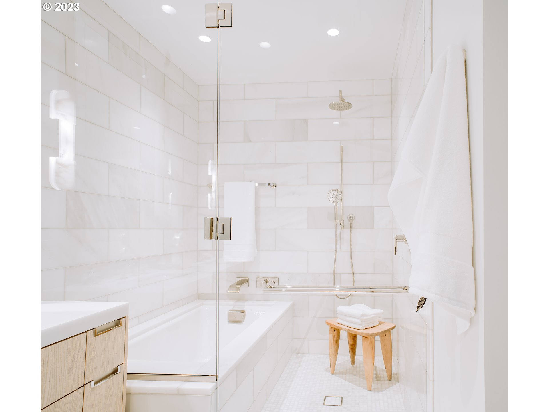 550 SW 10th AVE 3107