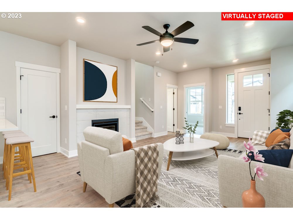 7868 SE Reddington ST