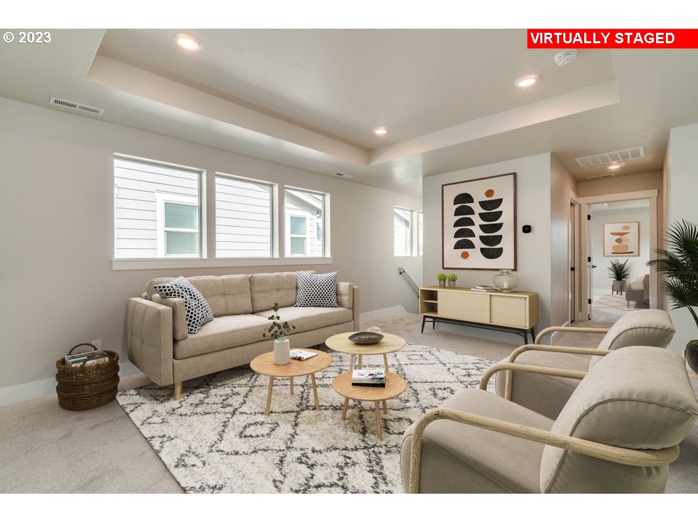 7868 SE Reddington ST