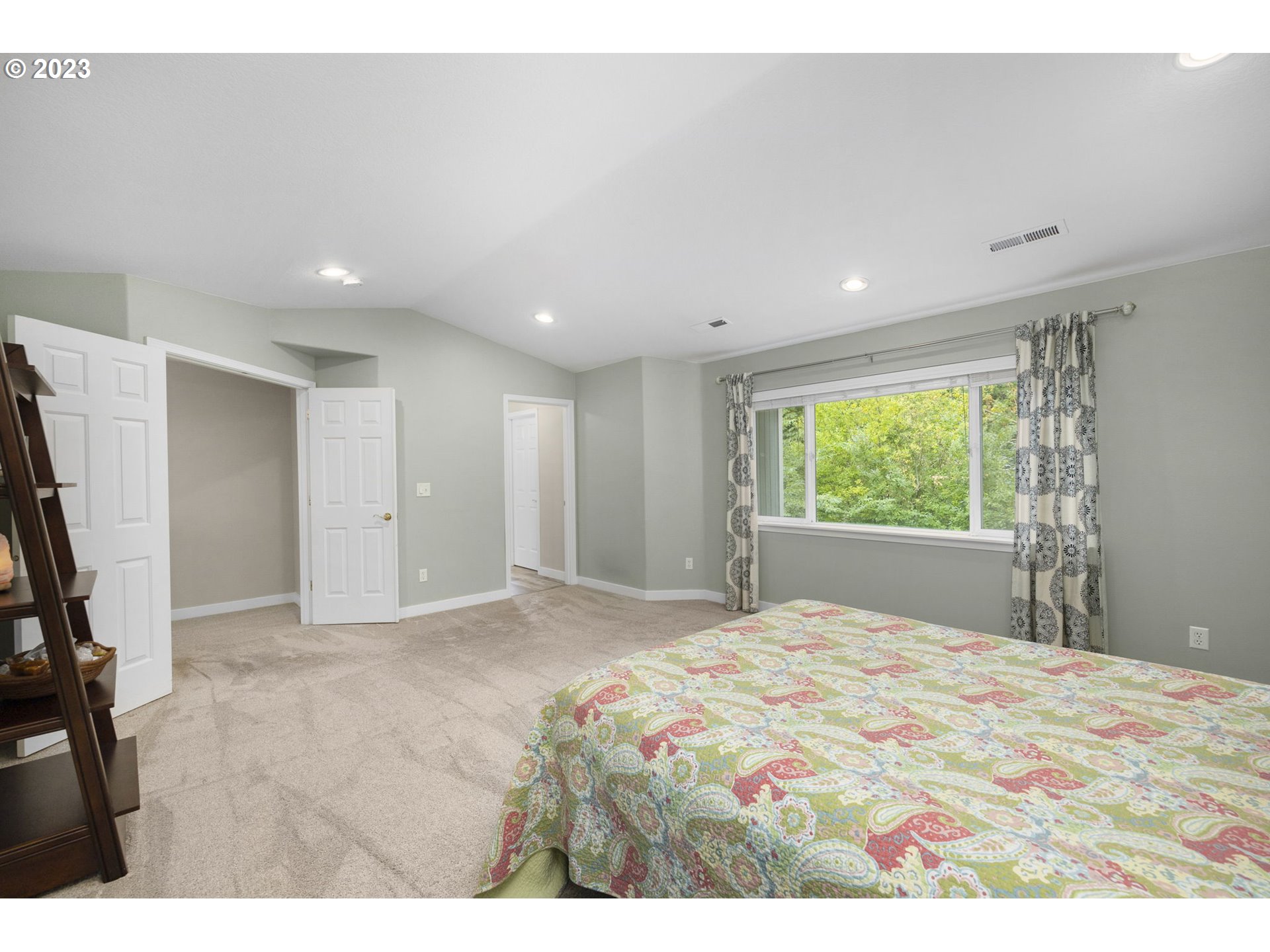 21260 SW LADYFERN DR