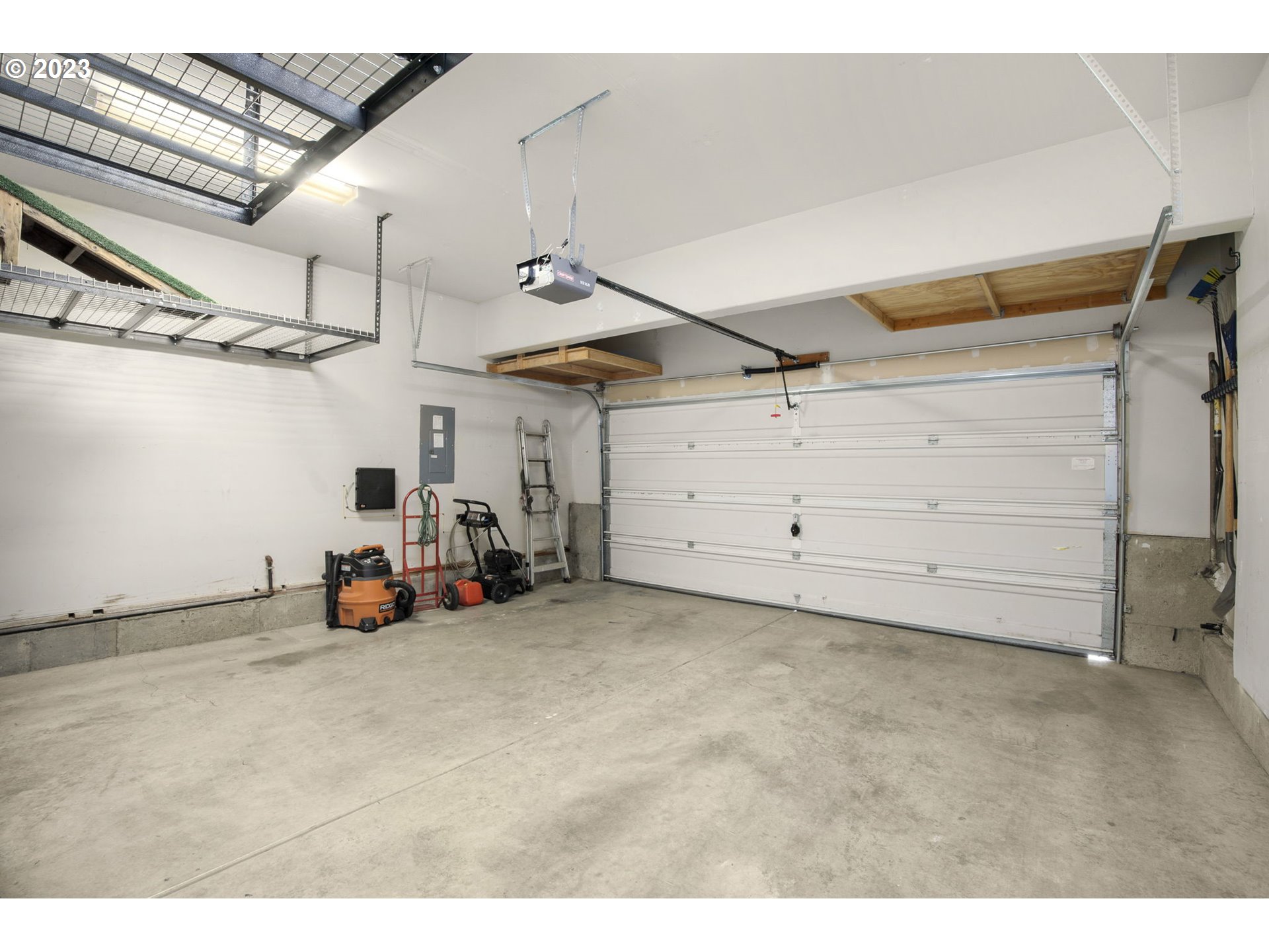 21260 SW LADYFERN DR