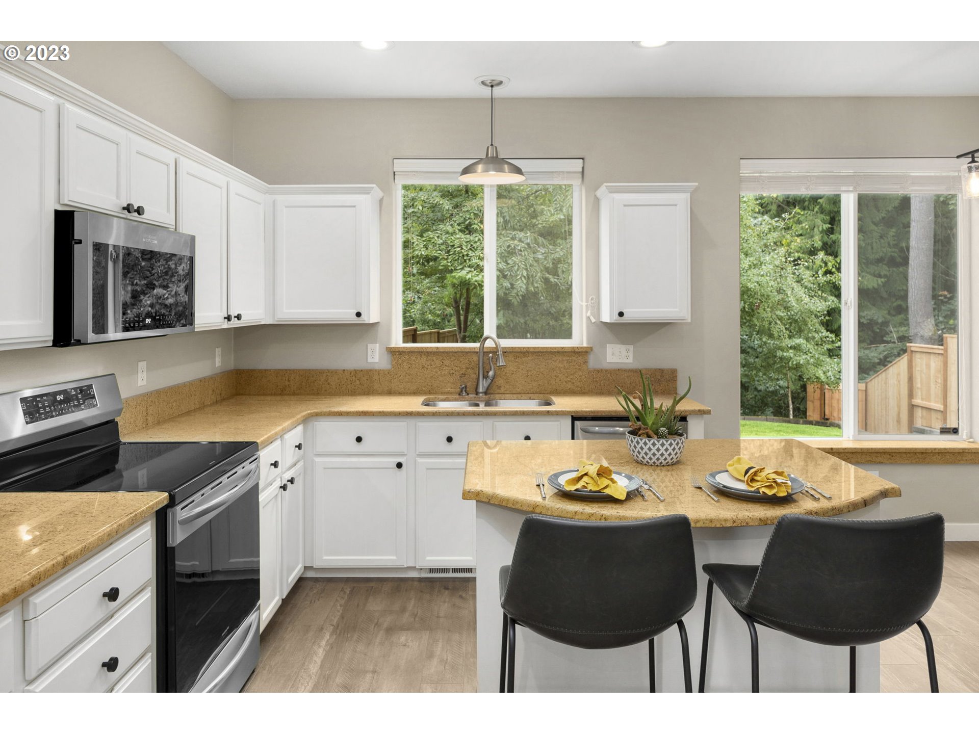 21260 SW LADYFERN DR