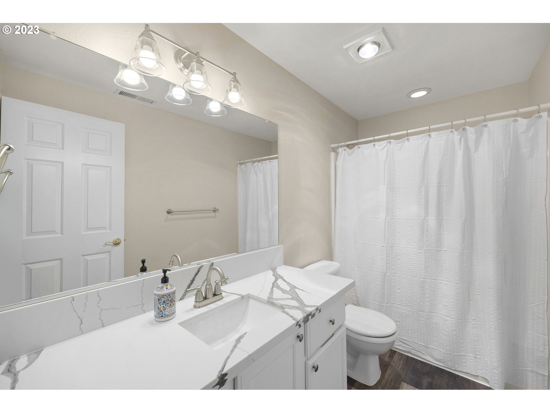 21260 SW LADYFERN DR