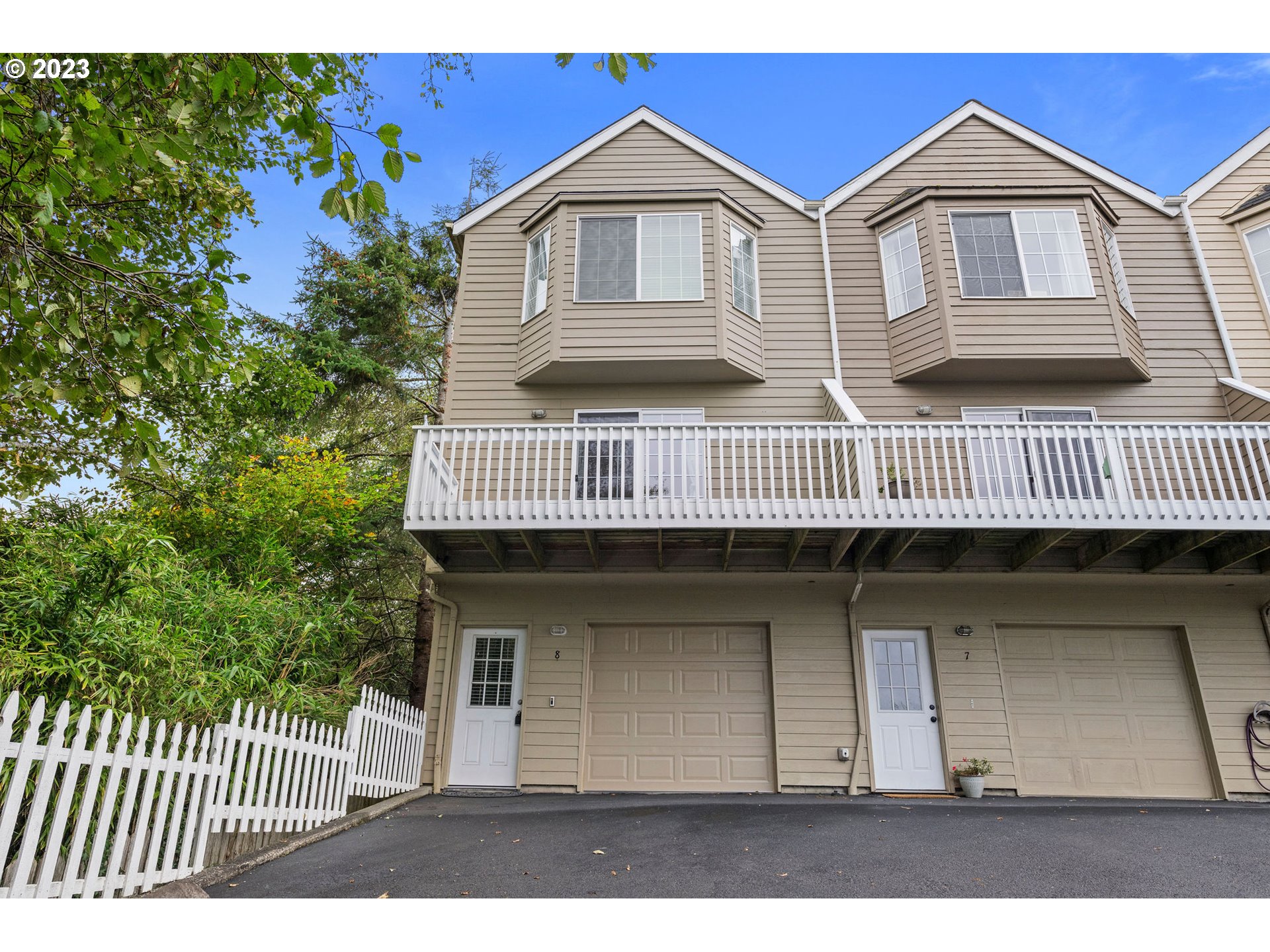 1581 Whispering Pines DR 8