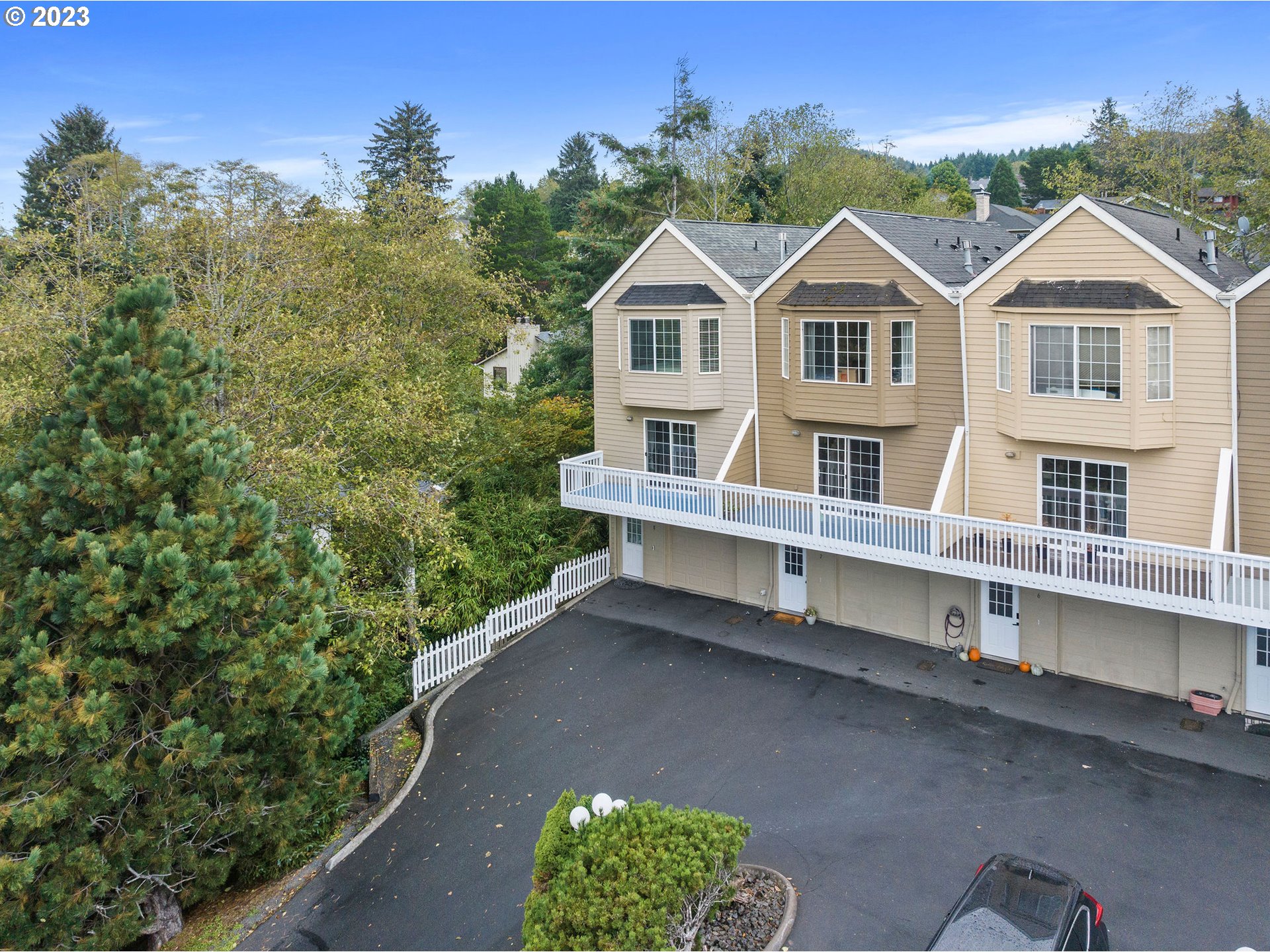 1581 Whispering Pines DR 8