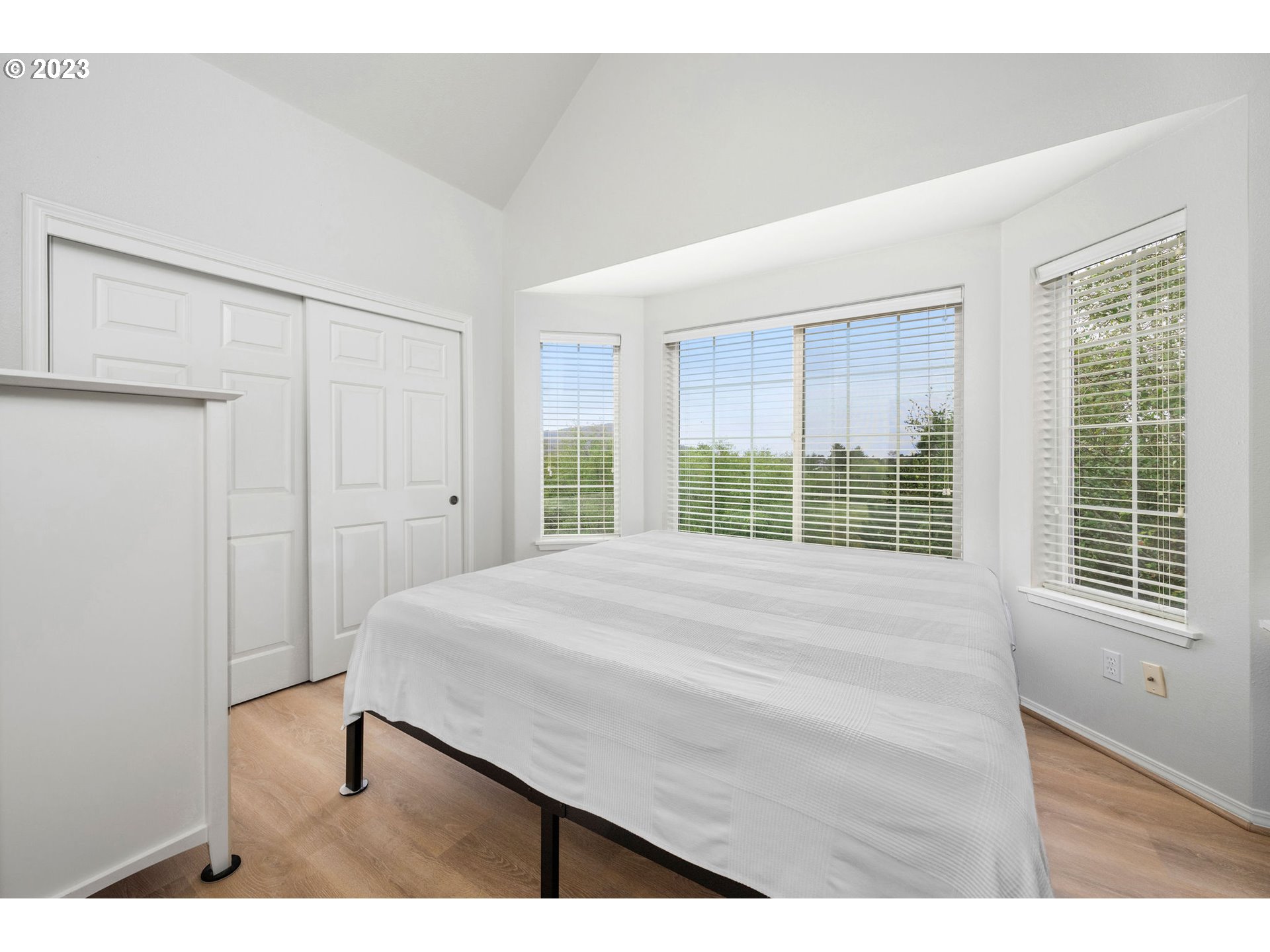 1581 Whispering Pines DR 8