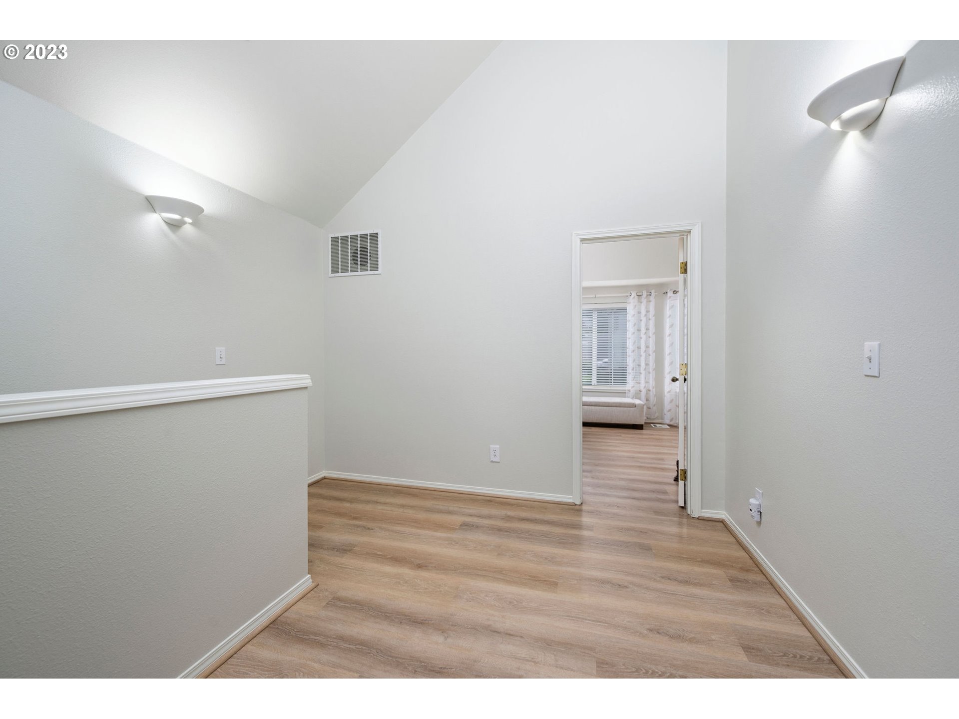 1581 Whispering Pines DR 8