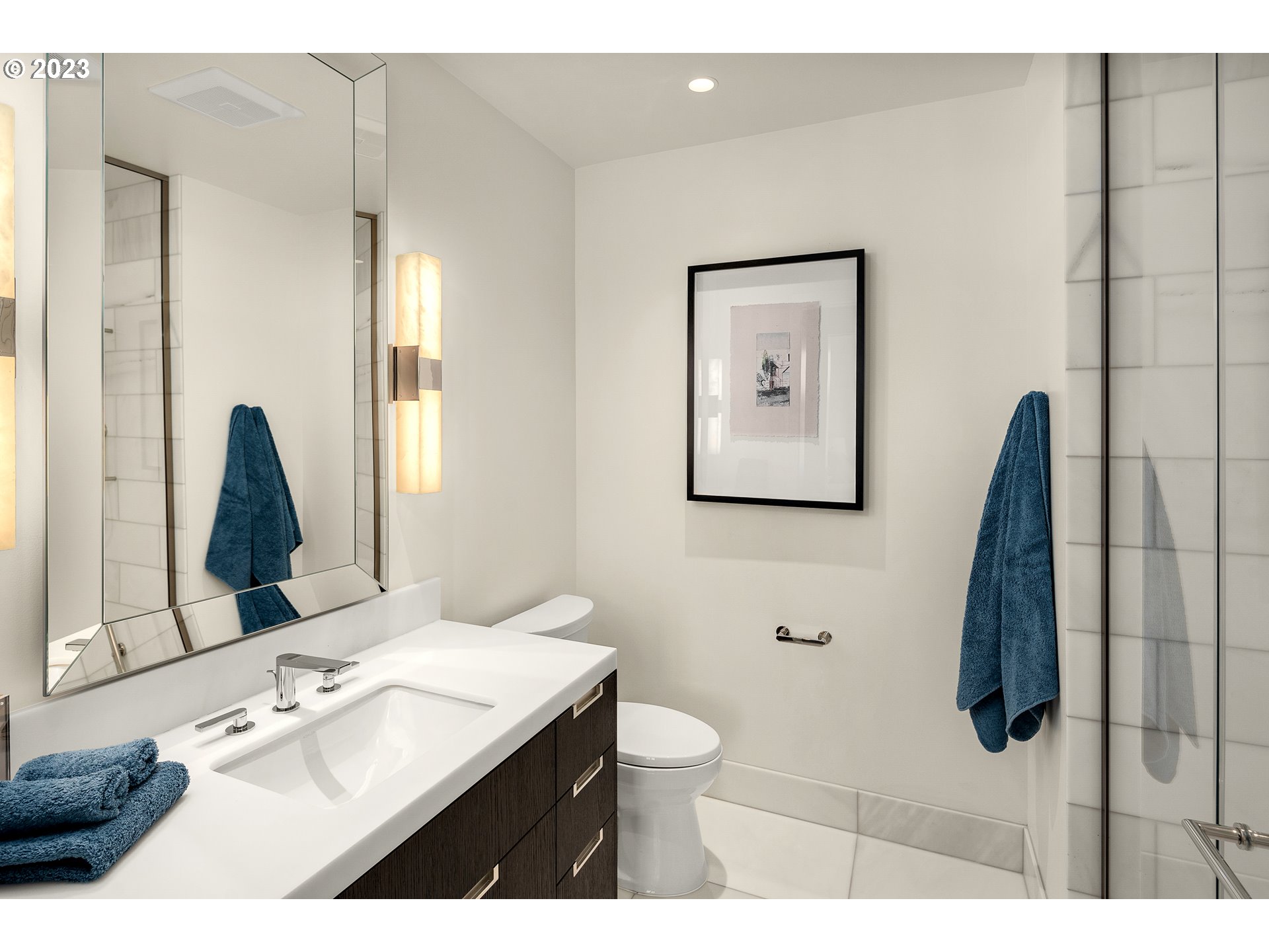 550 SW 10th AVE 2404