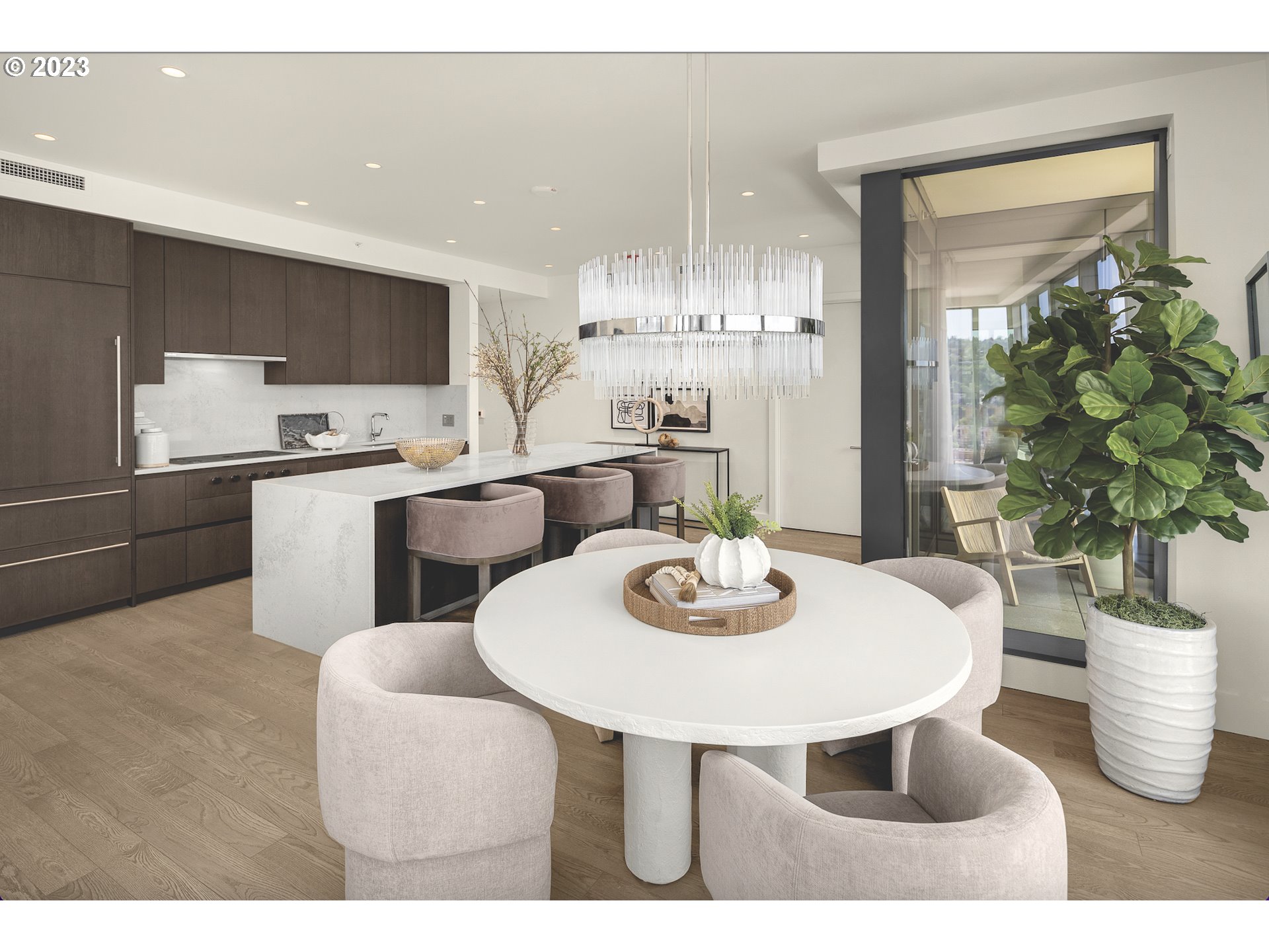 550 SW 10th AVE 2404