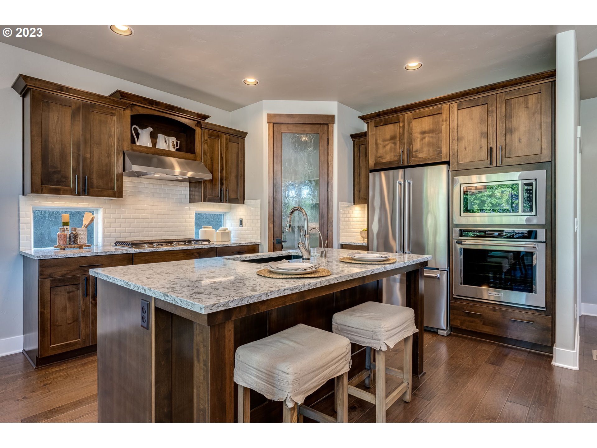 7430 SW ARBOR LAKE DR