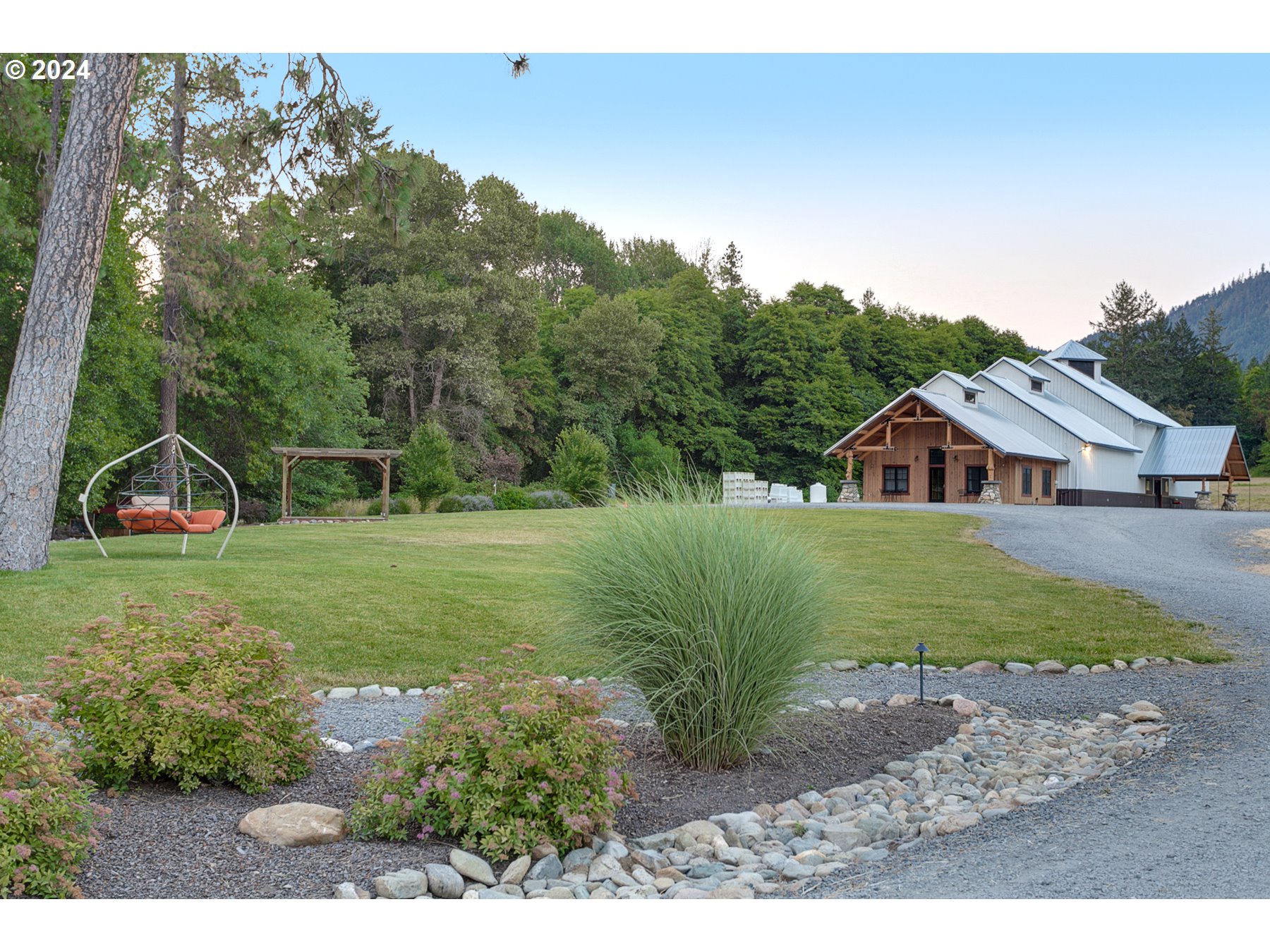 11777 Highway 238