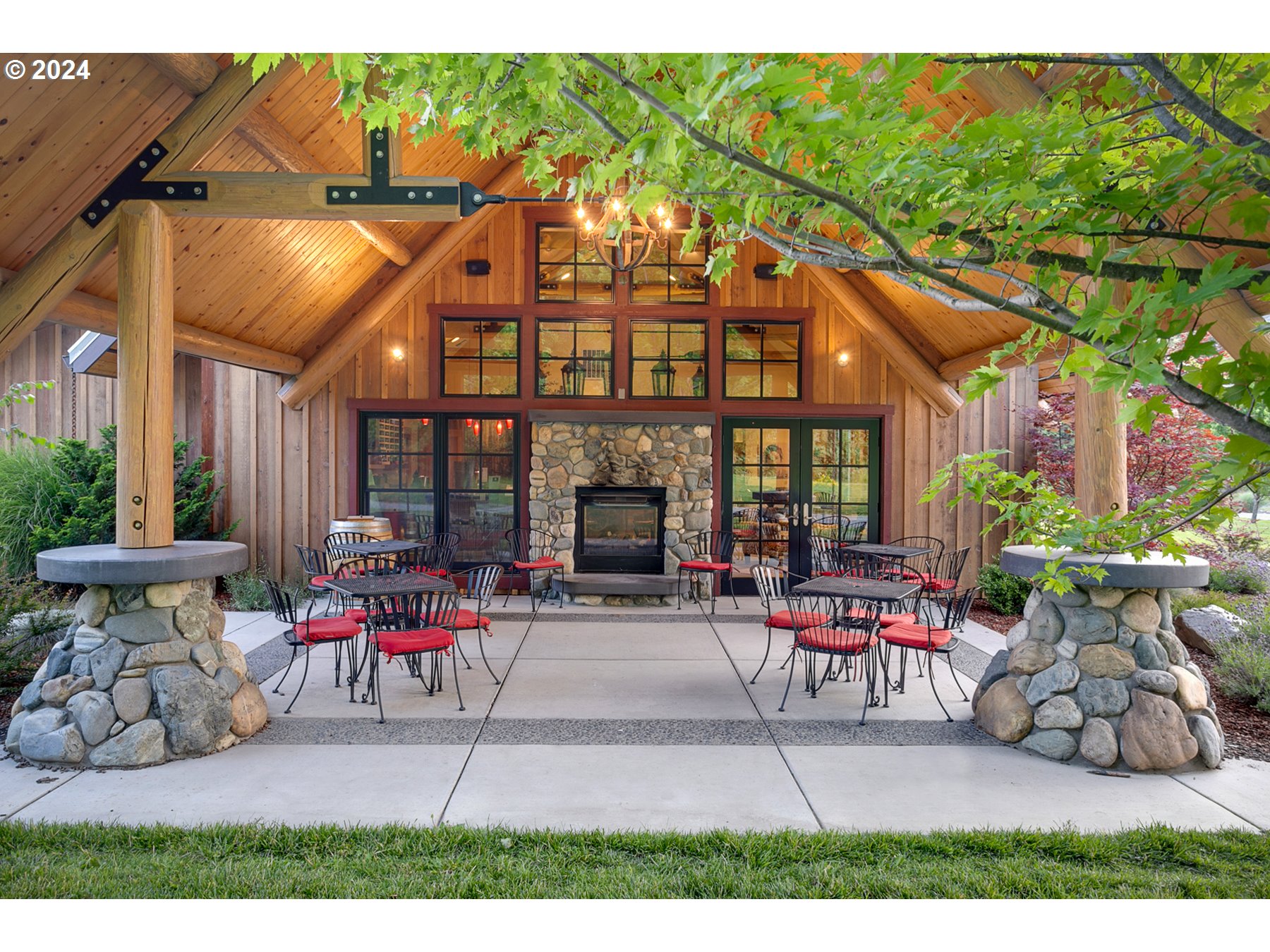 11777 Highway 238