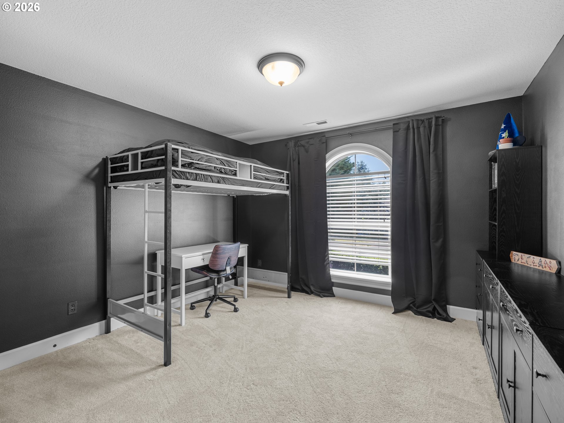 1088 DOLLAR ST