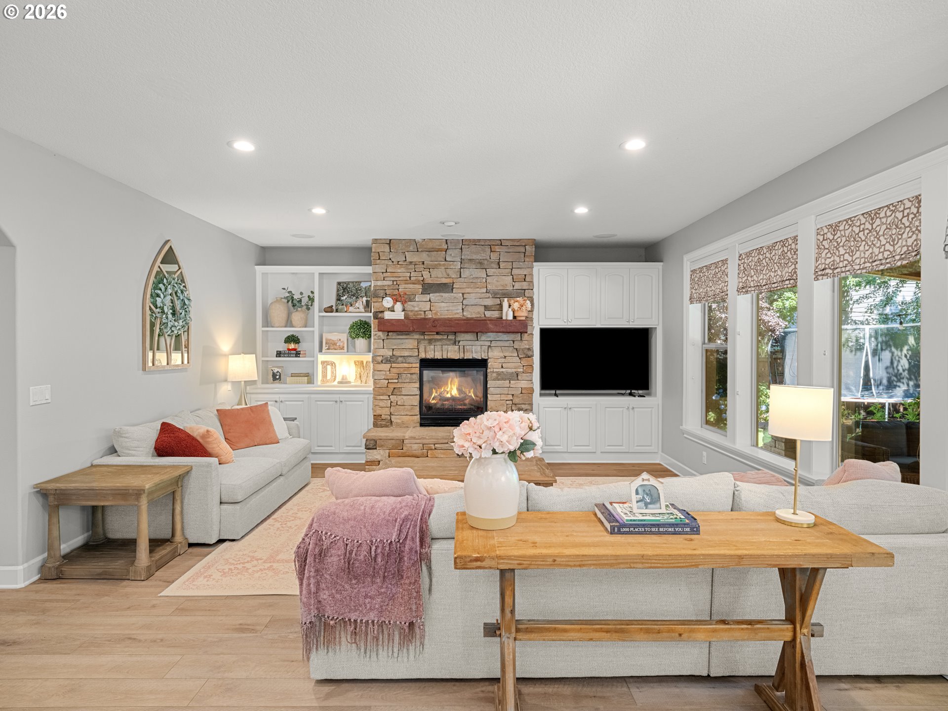 1088 DOLLAR ST