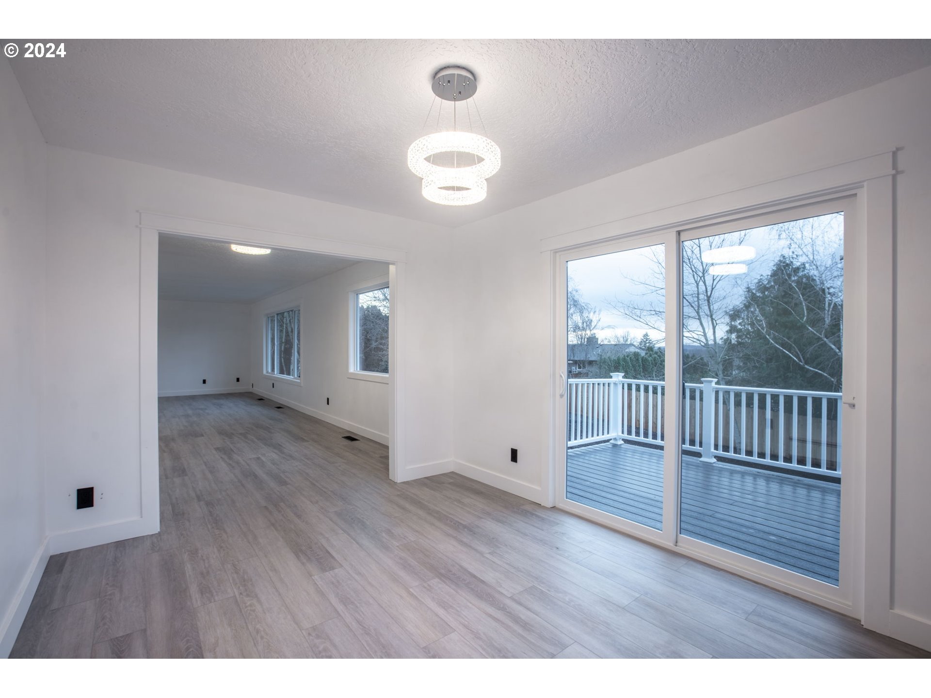 9358 SE SUN CREST DR