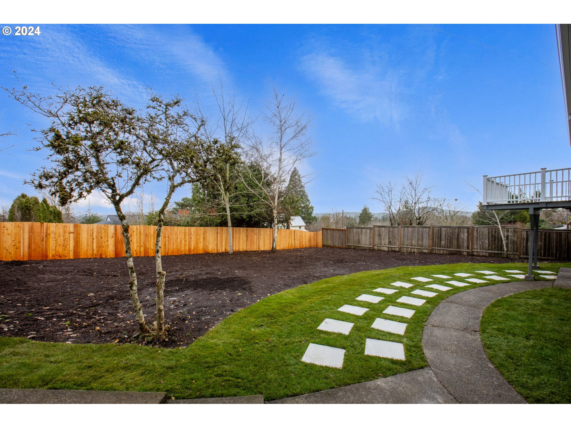 9358 SE SUN CREST DR