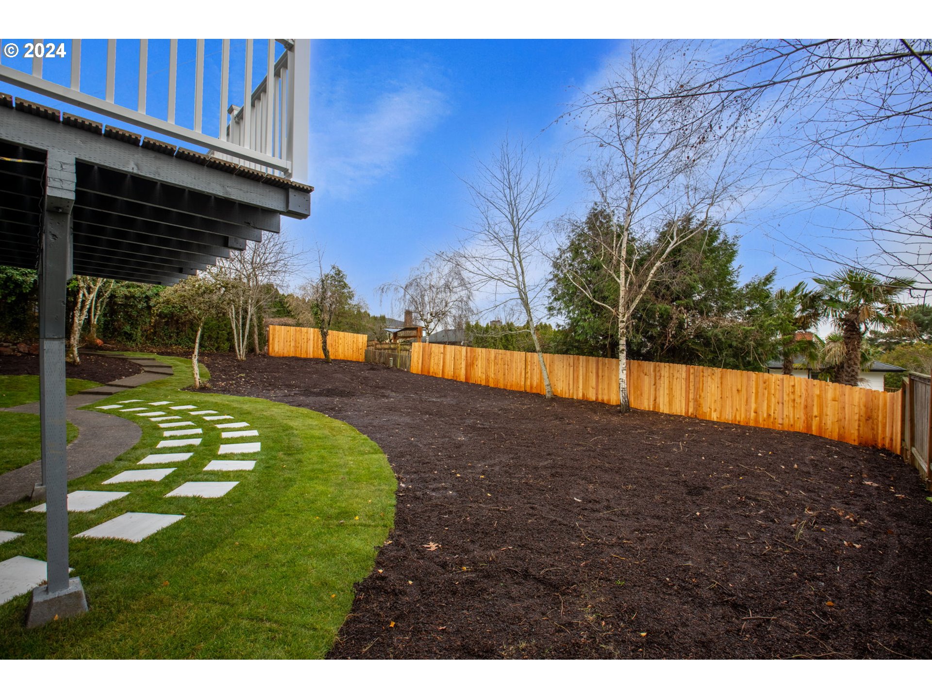 9358 SE SUN CREST DR