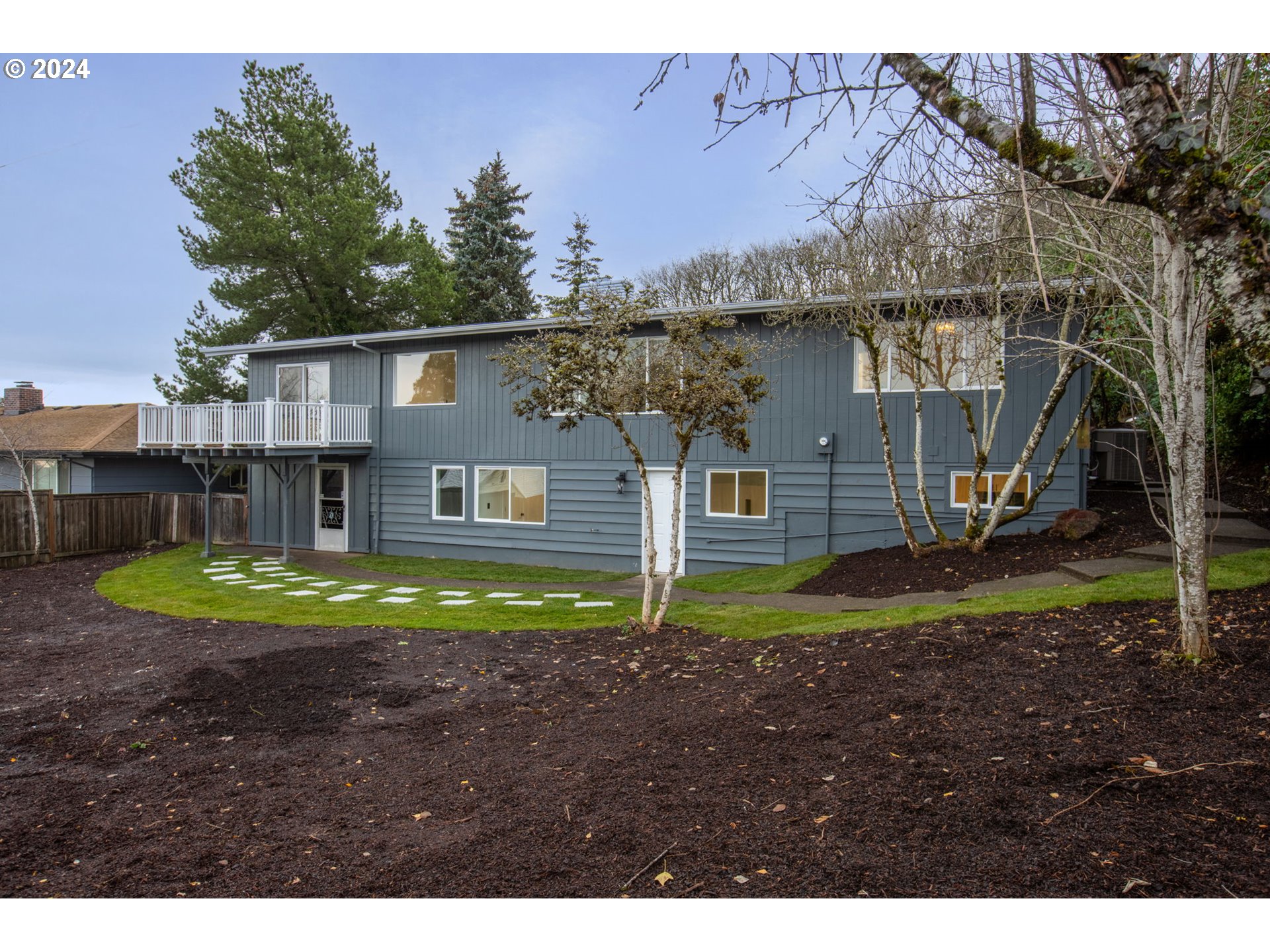 9358 SE SUN CREST DR