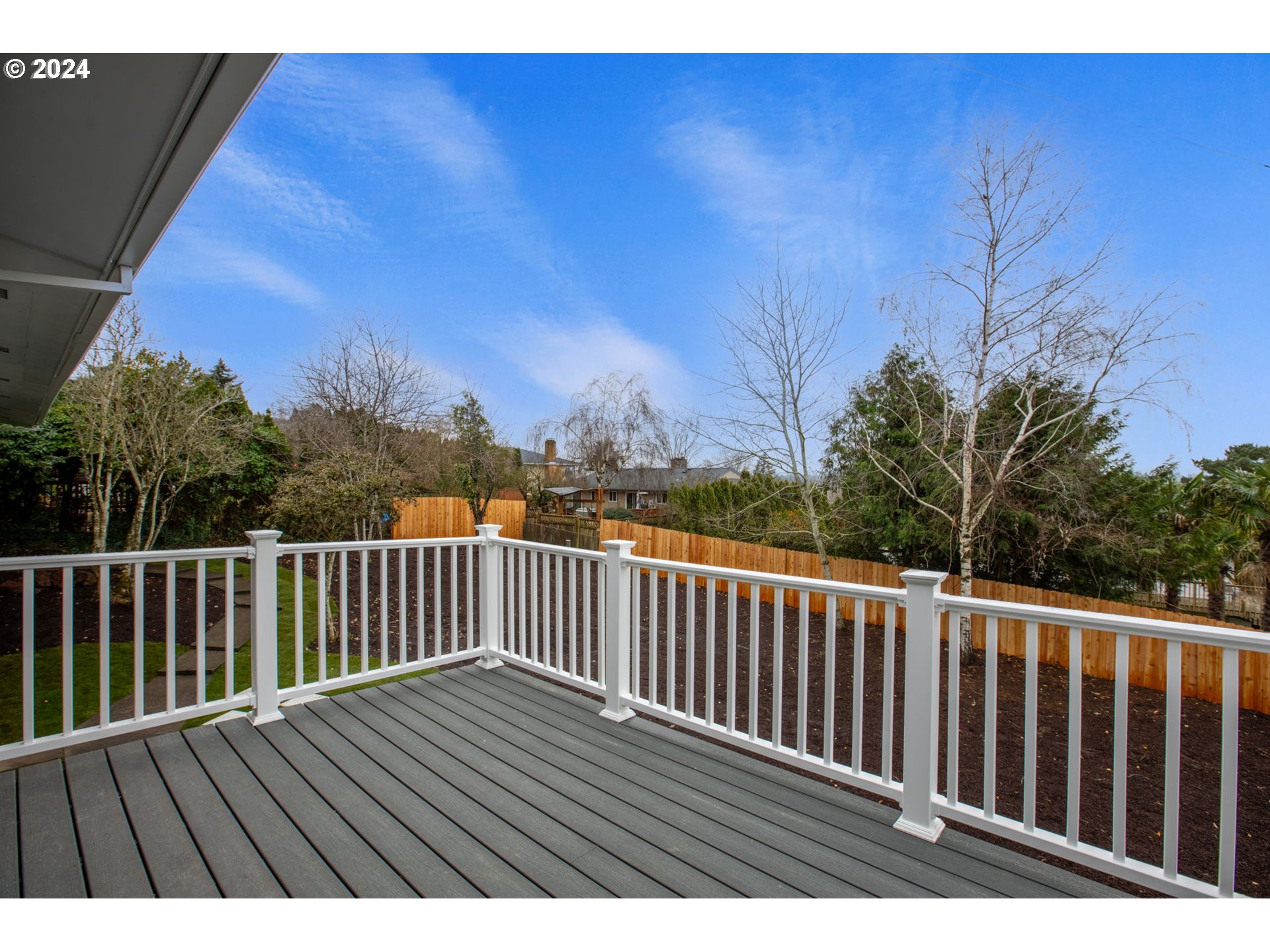 9358 SE SUN CREST DR