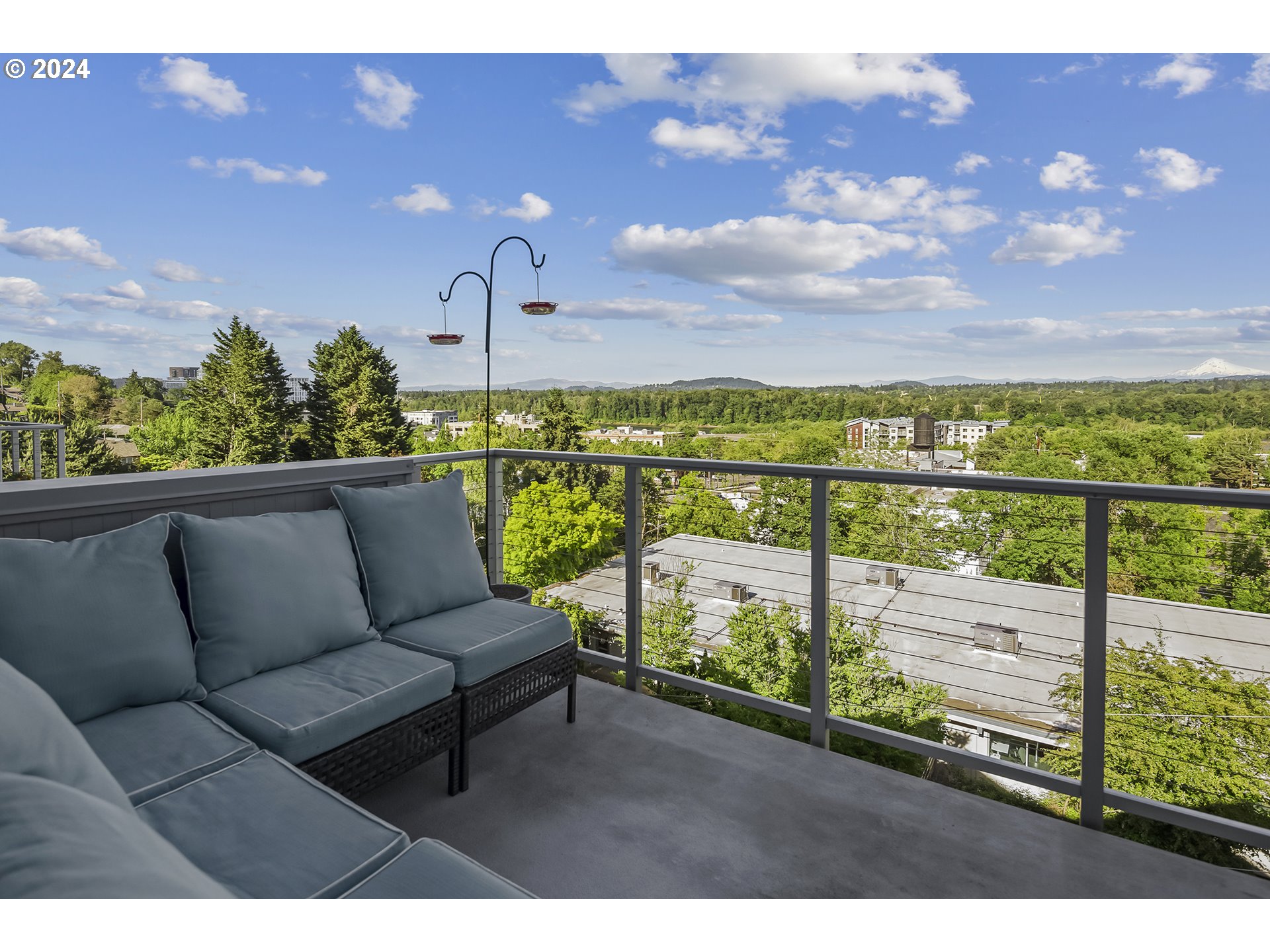 5427 SW VIEW POINT TER