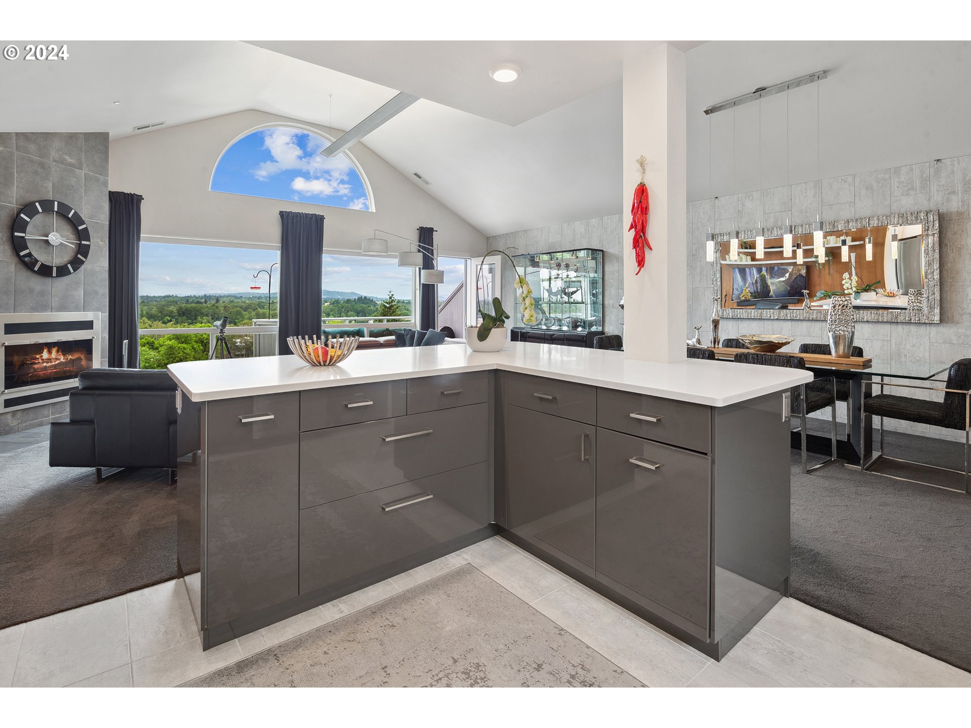 5427 SW VIEW POINT TER