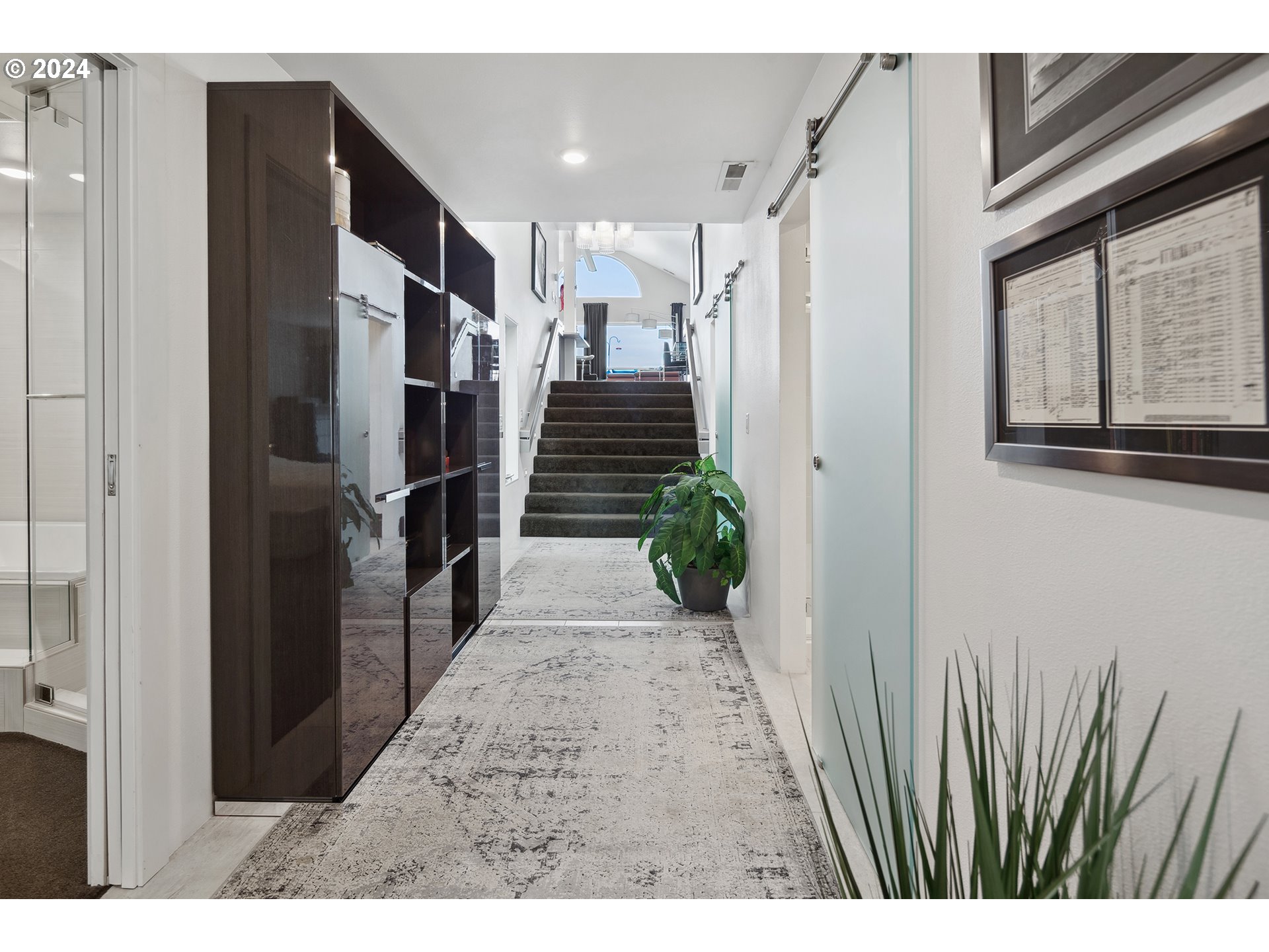 5427 SW VIEW POINT TER